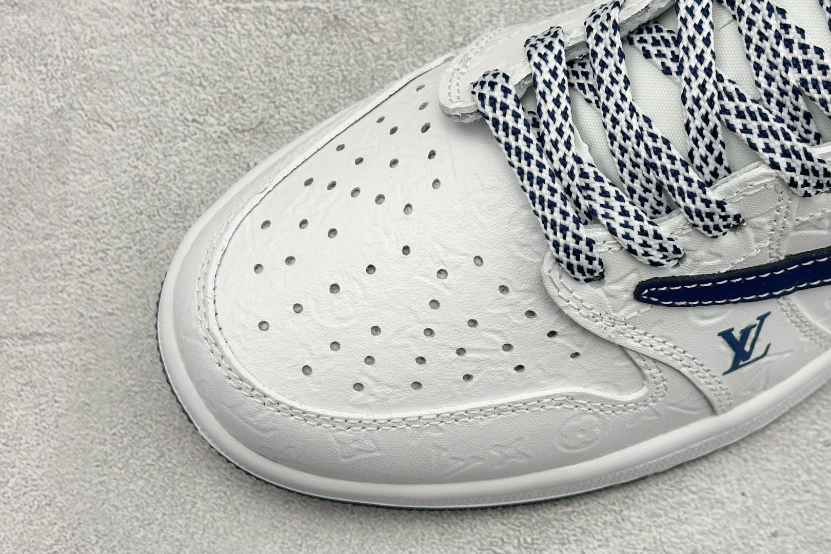 260 Air Jordan 1 Low AJ1 乔1 LV联名 高端定制 倒钩低帮复古篮球鞋 LD2028-062-Chinese UA Cheap High Quatity Brand Clothes Bags handbags Sneakers wholesale wholesaler seller from China Factory suppliers Fashion Clothing Shoes best Quality Beautiful Price 260 Air Jordan 1 Low AJ1 乔1 LV联名 高端定制 倒钩低帮复古篮球鞋 LD2028-062