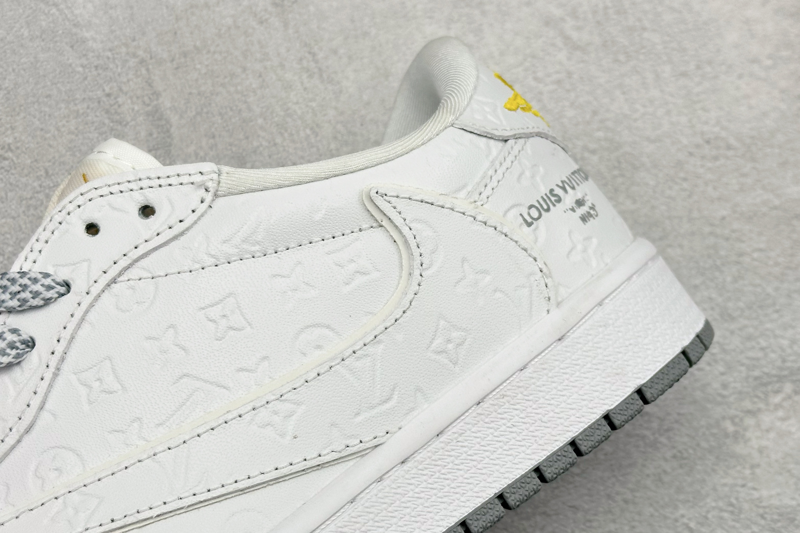 260 Air Jordan 1 Low AJ1 乔1 LV联名 高端定制 倒钩低帮复古篮球鞋 LD2028-061-Chinese UA Cheap High Quatity Brand Clothes Bags handbags Sneakers wholesale wholesaler seller from China Factory suppliers Fashion Clothing Shoes best Quality Beautiful Price 260 Air Jordan 1 Low AJ1 乔1 LV联名 高端定制 倒钩低帮复古篮球鞋 LD2028-061