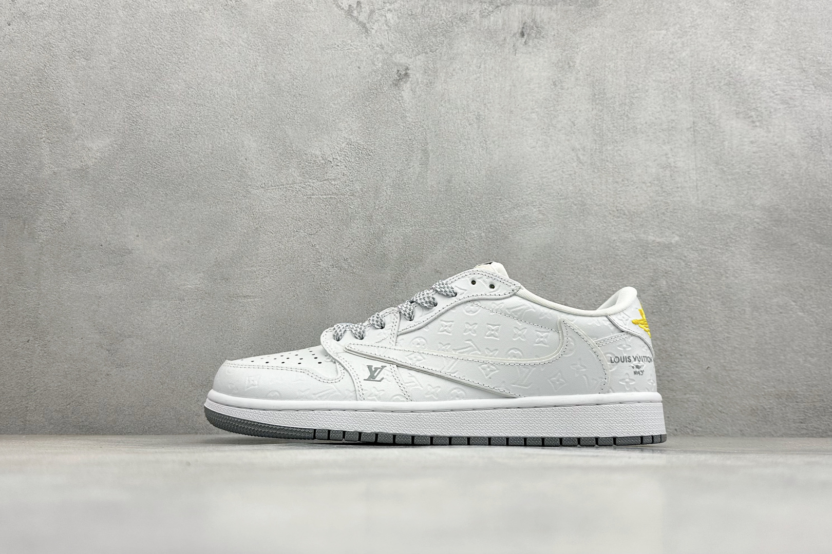 260 Air Jordan 1 Low AJ1 乔1 LV联名 高端定制 倒钩低帮复古篮球鞋 LD2028-061-Chinese UA Cheap High Quatity Brand Clothes Bags handbags Sneakers wholesale wholesaler seller from China Factory suppliers Fashion Clothing Shoes best Quality Beautiful Price 260 Air Jordan 1 Low AJ1 乔1 LV联名 高端定制 倒钩低帮复古篮球鞋 LD2028-061
