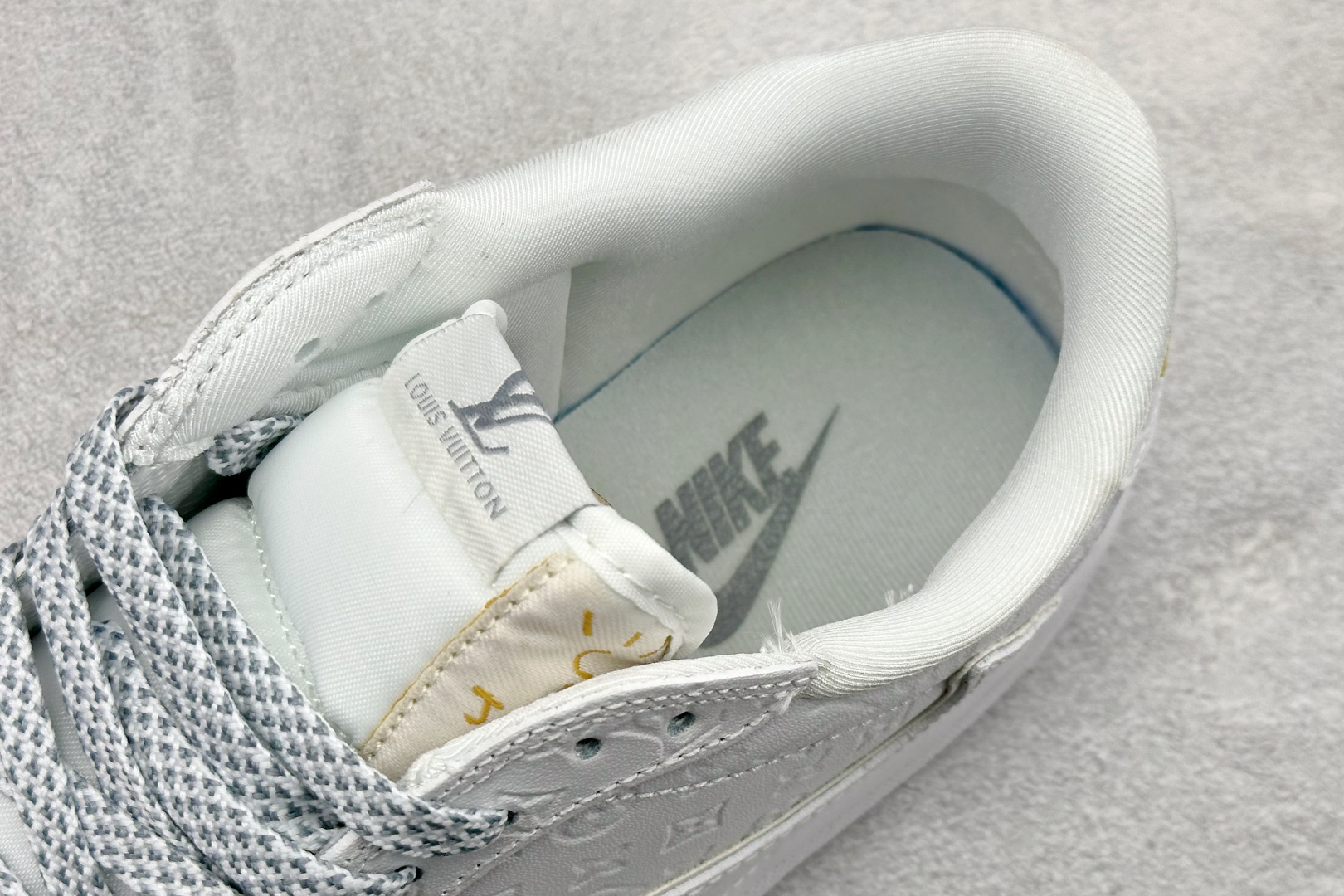 260 Air Jordan 1 Low AJ1 乔1 LV联名 高端定制 倒钩低帮复古篮球鞋 LD2028-061-Chinese UA Cheap High Quatity Brand Clothes Bags handbags Sneakers wholesale wholesaler seller from China Factory suppliers Fashion Clothing Shoes best Quality Beautiful Price 260 Air Jordan 1 Low AJ1 乔1 LV联名 高端定制 倒钩低帮复古篮球鞋 LD2028-061