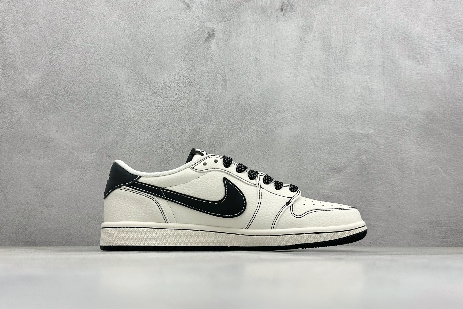260 Air Jordan 1 Low AJ1 乔1 NK联名 高端定制 倒钩低帮复古篮球鞋 HH7518-088-Chinese UA Cheap High Quatity Brand Clothes Bags handbags Sneakers wholesale wholesaler seller from China Factory suppliers Fashion Clothing Shoes best Quality Beautiful Price 260 Air Jordan 1 Low AJ1 乔1 NK联名 高端定制 倒钩低帮复古篮球鞋 HH7518-088