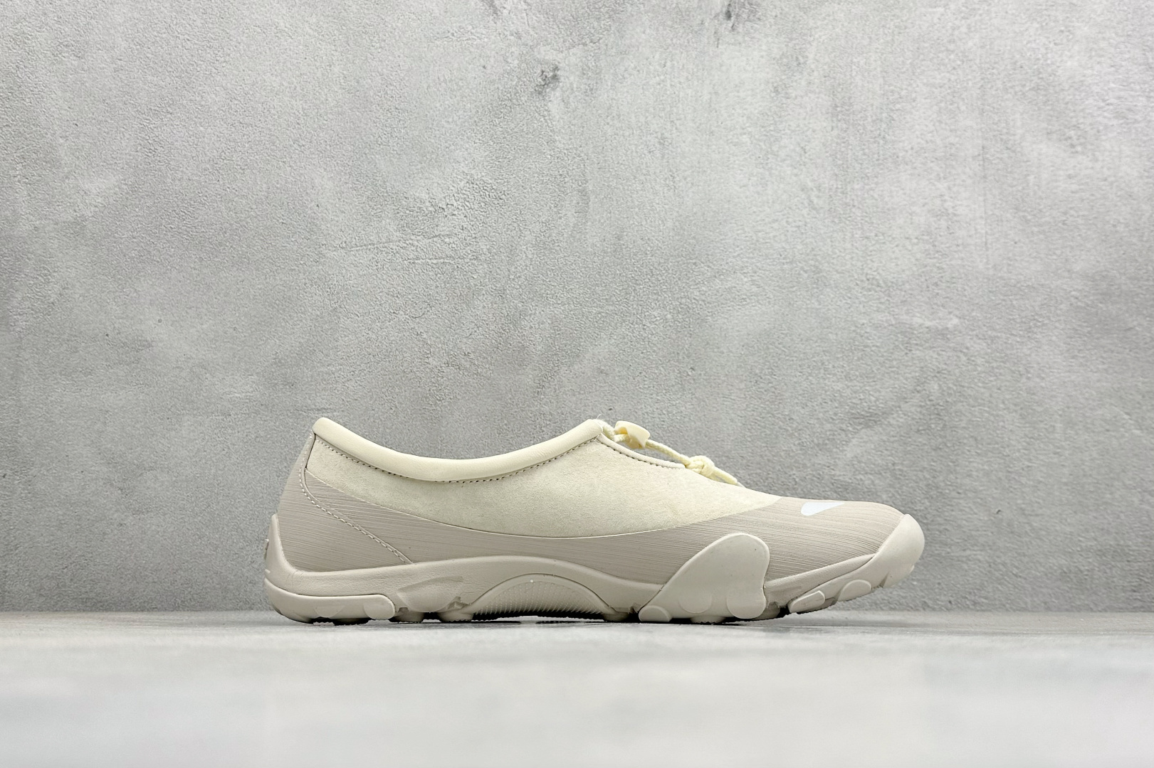 200 GX版New Balance MT10系列 薄系扁鞋风赤足生活休闲鞋 MT10TTD-Chinese UA Cheap High Quatity Brand Clothes Bags handbags Sneakers wholesale wholesaler seller from China Factory suppliers Fashion Clothing Shoes best Quality Beautiful Price 200 GX版New Balance MT10系列 薄系扁鞋风赤足生活休闲鞋 MT10TTD