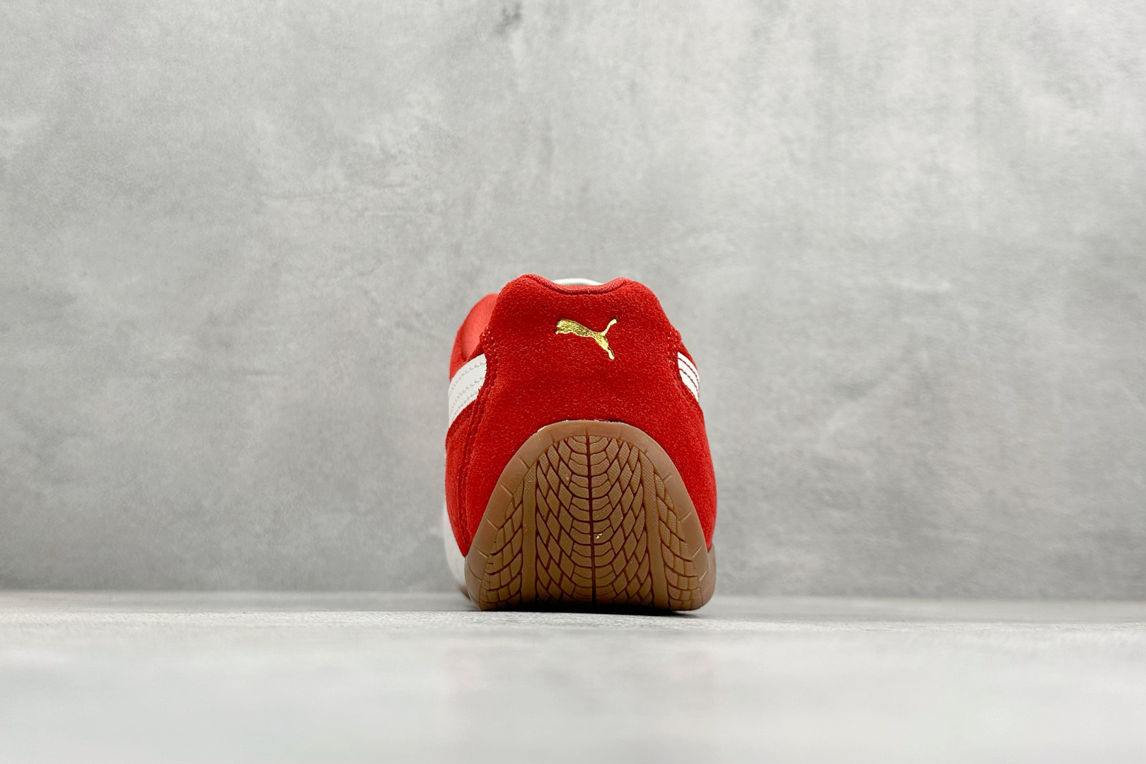 200 CS版Puma Speedcet 彪马低帮复古运动休闲赛车跑鞋 406329-82-Chinese UA Cheap High Quatity Brand Clothes Bags handbags Sneakers wholesale wholesaler seller from China Factory suppliers Fashion Clothing Shoes best Quality Beautiful Price 200 CS版Puma Speedcet 彪马低帮复古运动休闲赛车跑鞋 406329-82
