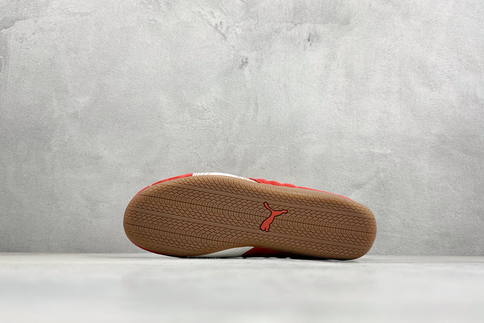 200 CS版Puma Speedcet 彪马低帮复古运动休闲赛车跑鞋 406329-82-Chinese UA Cheap High Quatity Brand Clothes Bags handbags Sneakers wholesale wholesaler seller from China Factory suppliers Fashion Clothing Shoes best Quality Beautiful Price 200 CS版Puma Speedcet 彪马低帮复古运动休闲赛车跑鞋 406329-82