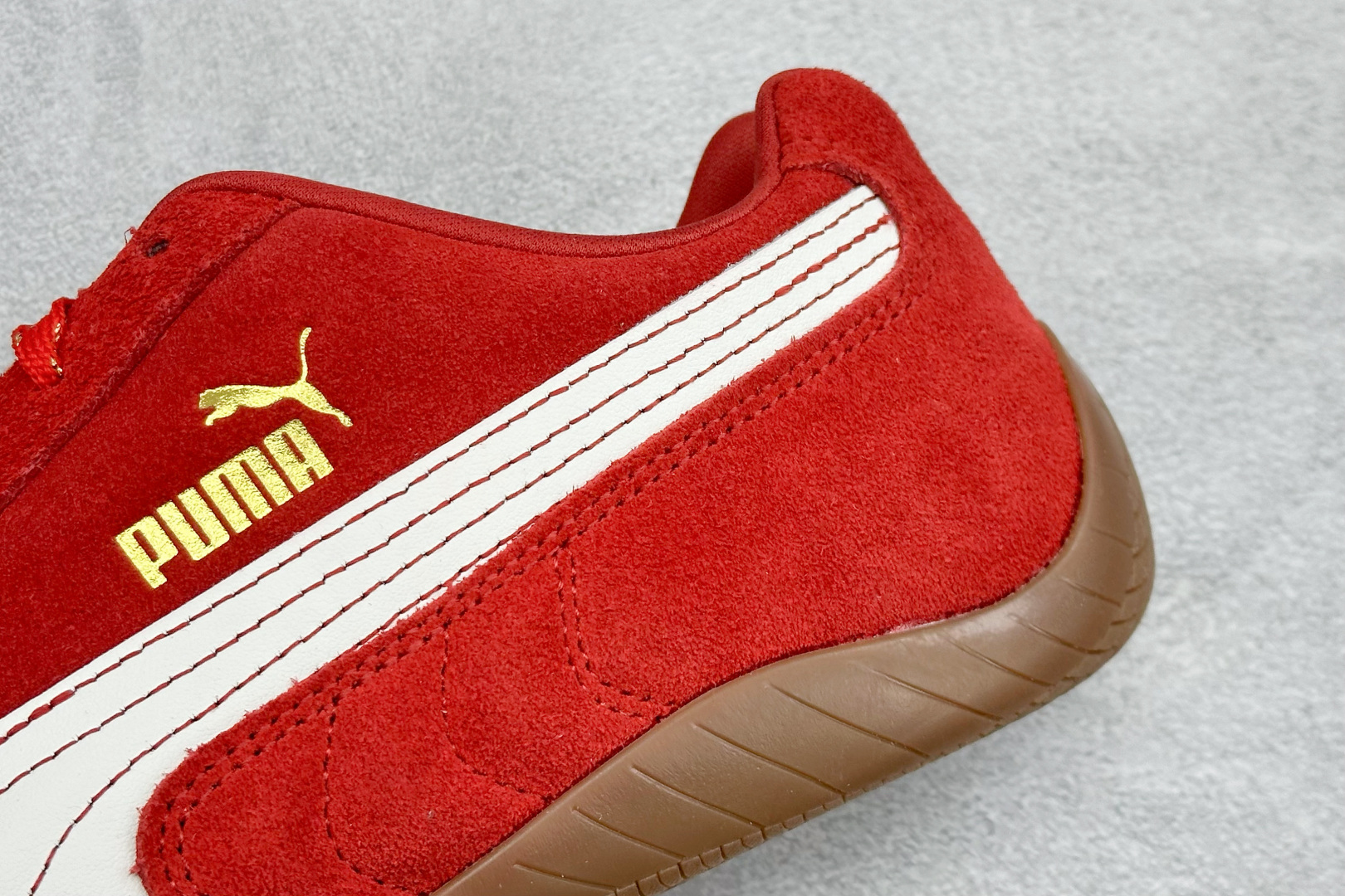 200 CS版Puma Speedcet 彪马低帮复古运动休闲赛车跑鞋 406329-82-Chinese UA Cheap High Quatity Brand Clothes Bags handbags Sneakers wholesale wholesaler seller from China Factory suppliers Fashion Clothing Shoes best Quality Beautiful Price 200 CS版Puma Speedcet 彪马低帮复古运动休闲赛车跑鞋 406329-82