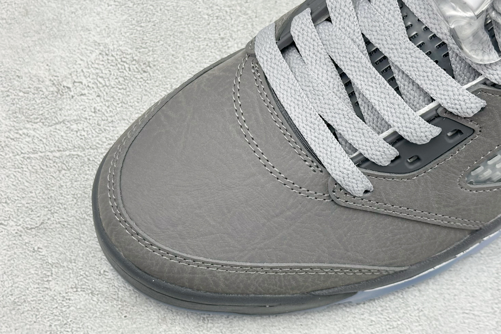 280 KW版Air Jordan 5 Retro 中帮复古篮球鞋 Air Jordan 5 Retro是耐克经典的中帮复古篮球鞋 DD0587-002-Chinese UA Cheap High Quatity Brand Clothes Bags handbags Sneakers wholesale wholesaler seller from China Factory suppliers Fashion Clothing Shoes best Quality Beautiful Price 280 KW版Air Jordan 5 Retro 中帮复古篮球鞋 Air Jordan 5 Retro是耐克经典的中帮复古篮球鞋 DD0587-002