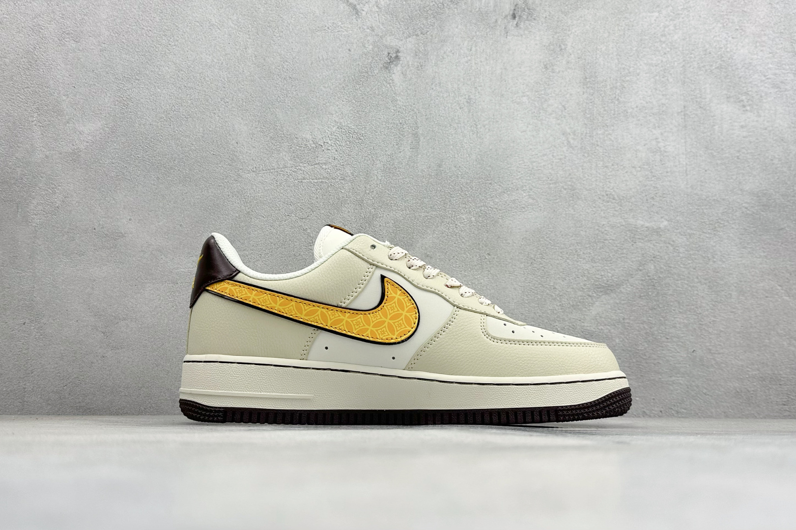 260 SC版Nike Air Force 1'07 Low 马年限定 米杏金纹 空军一号低帮休闲板鞋 NH0601-504