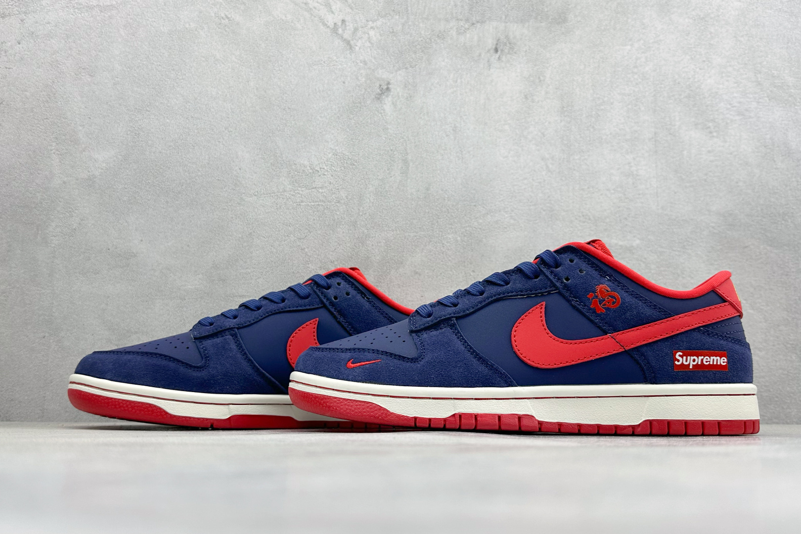 280 SC版Nike SB Dunk Low 马年限定 幽蓝赤霞 高端定制 低帮休闲板鞋 NH0601-487-Chinese UA Cheap High Quatity Brand Clothes Bags handbags Sneakers wholesale wholesaler seller from China Factory suppliers Fashion Clothing Shoes best Quality Beautiful Price 280 SC版Nike SB Dunk Low 马年限定 幽蓝赤霞 高端定制 低帮休闲板鞋 NH0601-487