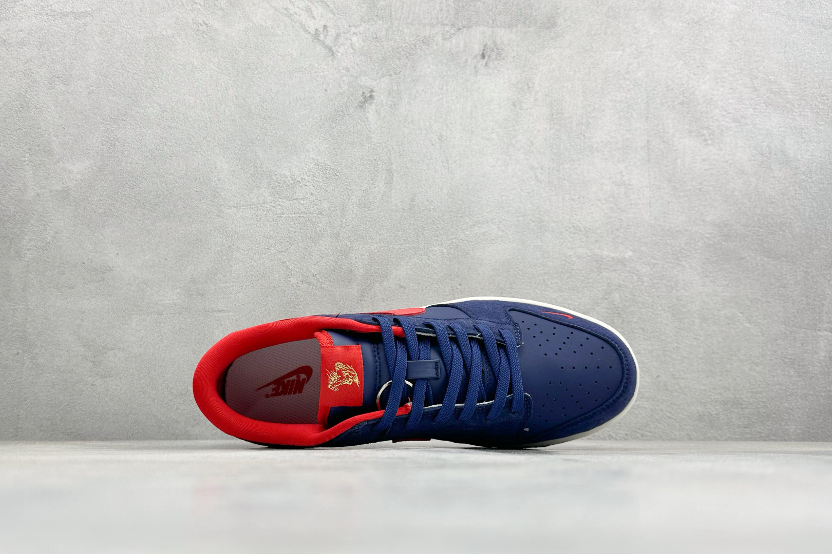 280 SC版Nike SB Dunk Low 马年限定 幽蓝赤霞 高端定制 低帮休闲板鞋 NH0601-487-Chinese UA Cheap High Quatity Brand Clothes Bags handbags Sneakers wholesale wholesaler seller from China Factory suppliers Fashion Clothing Shoes best Quality Beautiful Price 280 SC版Nike SB Dunk Low 马年限定 幽蓝赤霞 高端定制 低帮休闲板鞋 NH0601-487