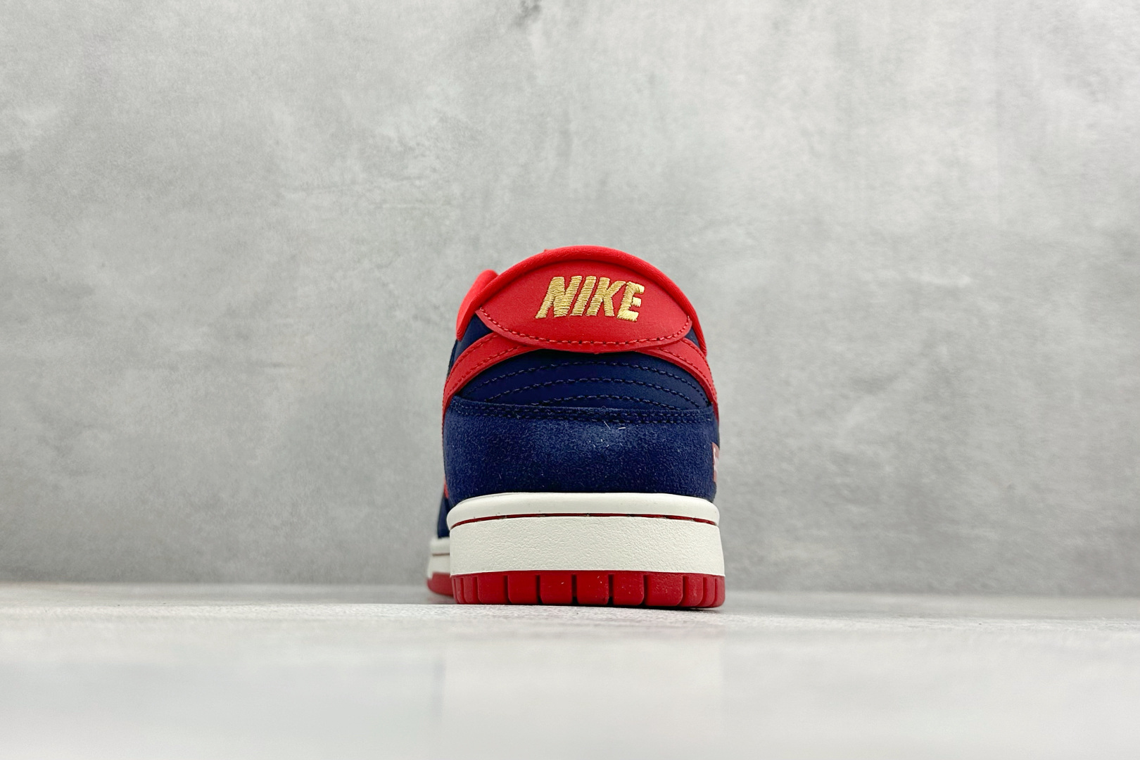 280 SC版Nike SB Dunk Low 马年限定 幽蓝赤霞 高端定制 低帮休闲板鞋 NH0601-487-Chinese UA Cheap High Quatity Brand Clothes Bags handbags Sneakers wholesale wholesaler seller from China Factory suppliers Fashion Clothing Shoes best Quality Beautiful Price 280 SC版Nike SB Dunk Low 马年限定 幽蓝赤霞 高端定制 低帮休闲板鞋 NH0601-487