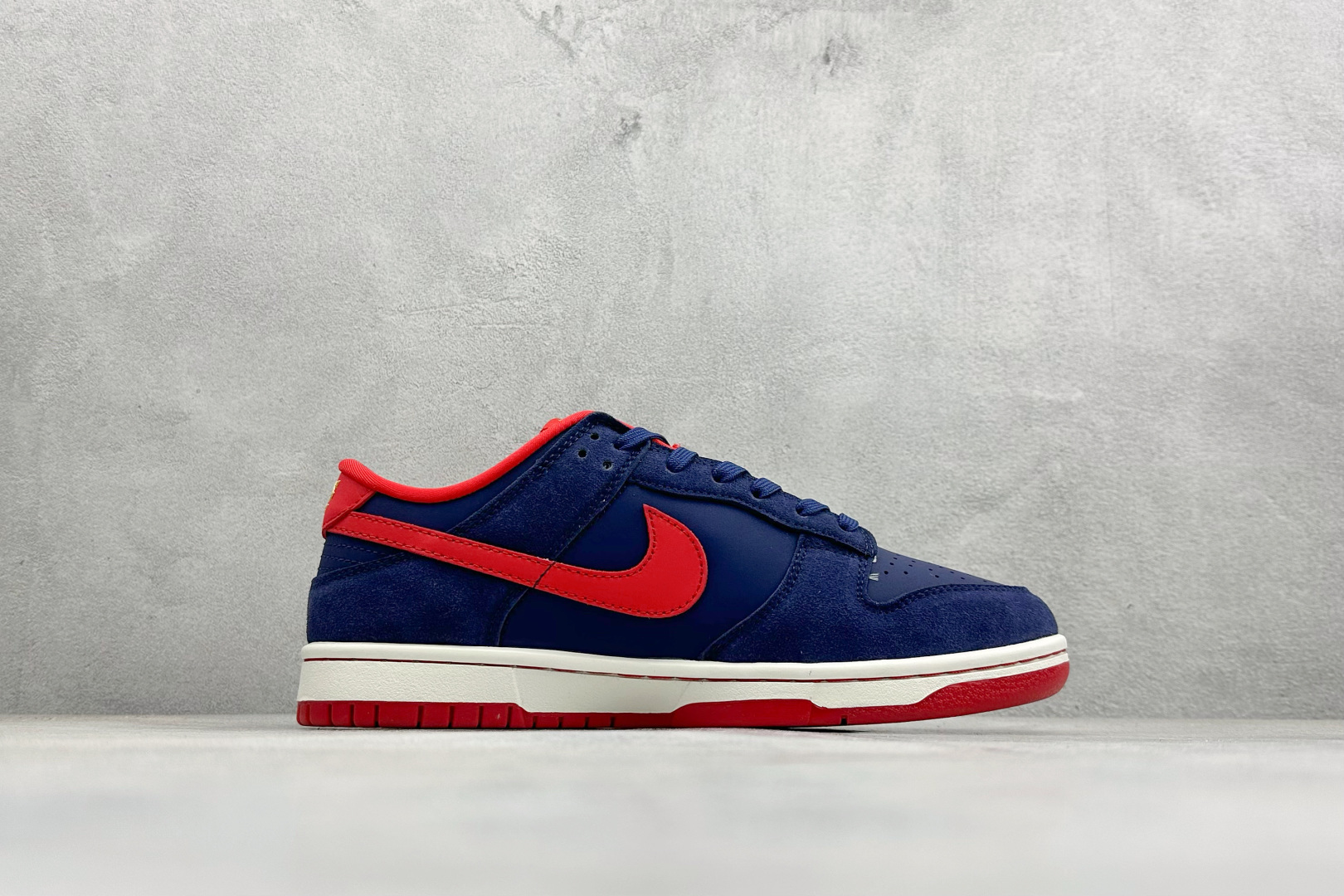 280 SC版Nike SB Dunk Low 马年限定 幽蓝赤霞 高端定制 低帮休闲板鞋 NH0601-487-Chinese UA Cheap High Quatity Brand Clothes Bags handbags Sneakers wholesale wholesaler seller from China Factory suppliers Fashion Clothing Shoes best Quality Beautiful Price 280 SC版Nike SB Dunk Low 马年限定 幽蓝赤霞 高端定制 低帮休闲板鞋 NH0601-487