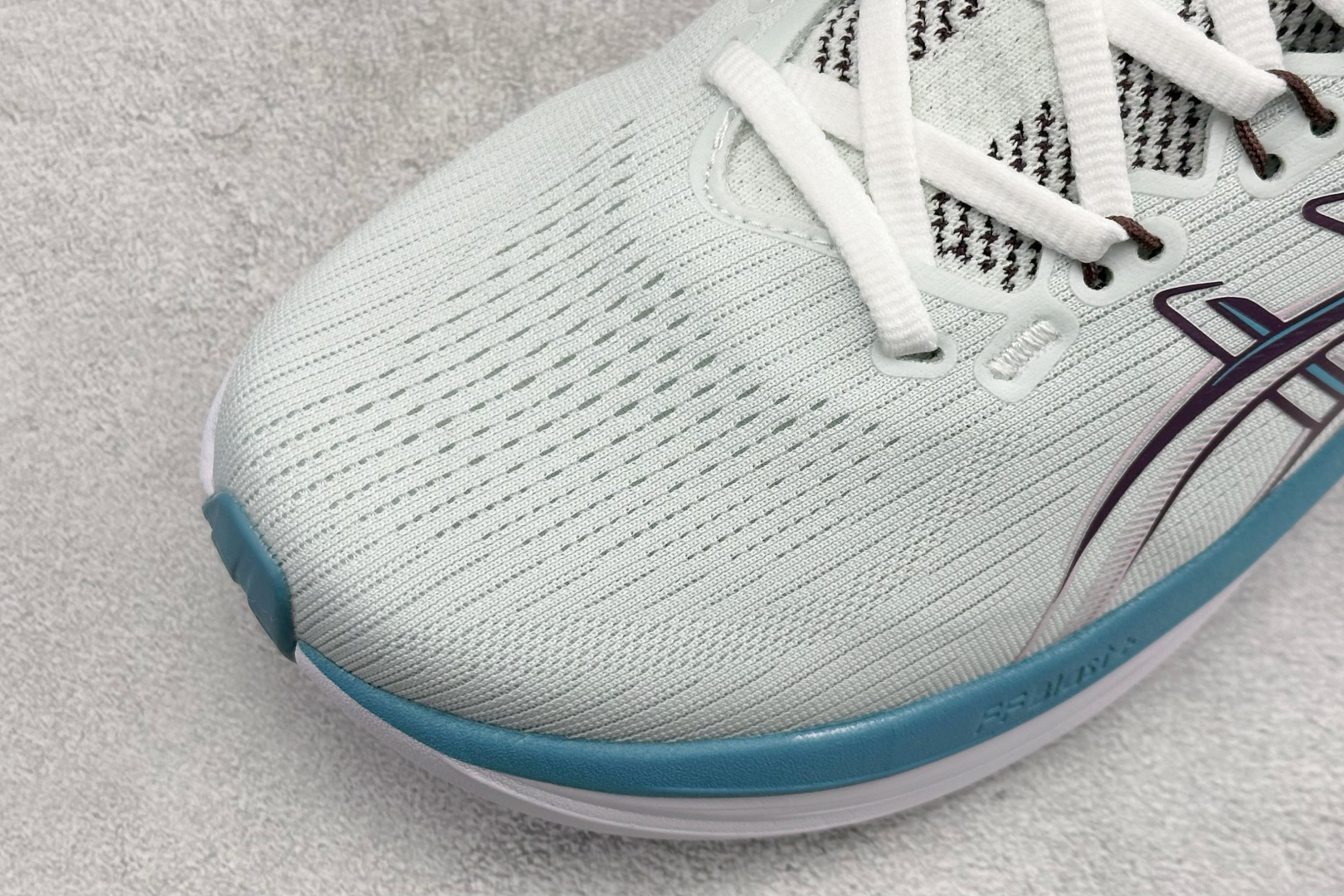 Asics Gel-Nimbus 28 亚瑟士复古透气休闲鞋缓震耐磨跑步鞋 1011C296-400-Top High Quatity Cheap Sneakers Fashion Clothing Clothes Bags handbags Shoes of all Brand wholesale With The best Quality And Beautiful Price from China Factory Chinese suppliers wholesaler seller Asics Gel-Nimbus 28 亚瑟士复古透气休闲鞋缓震耐磨跑步鞋 1011C296-400