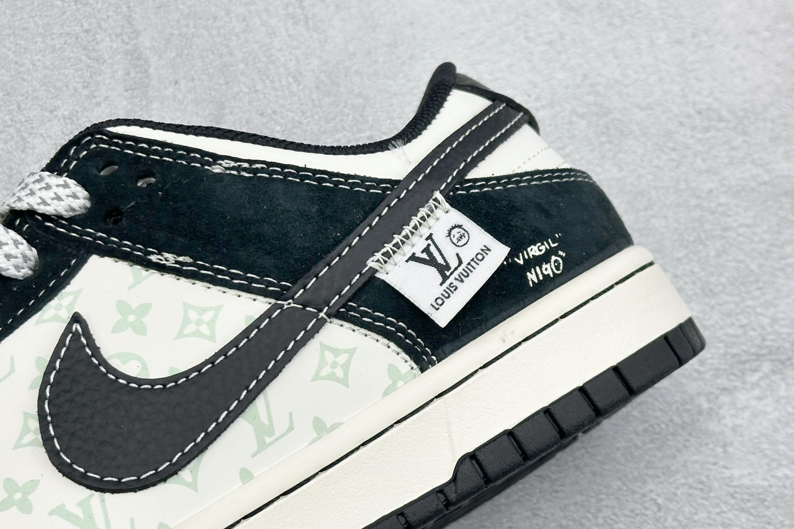 260 Nike Dunk Low Retro LV联名 周年高端定制 低帮休闲板鞋 YX5066-392-Chinese UA Cheap High Quatity Brand Clothes Bags handbags Sneakers wholesale wholesaler seller from China Factory suppliers Fashion Clothing Shoes best Quality Beautiful Price 260 Nike Dunk Low Retro LV联名 周年高端定制 低帮休闲板鞋 YX5066-392
