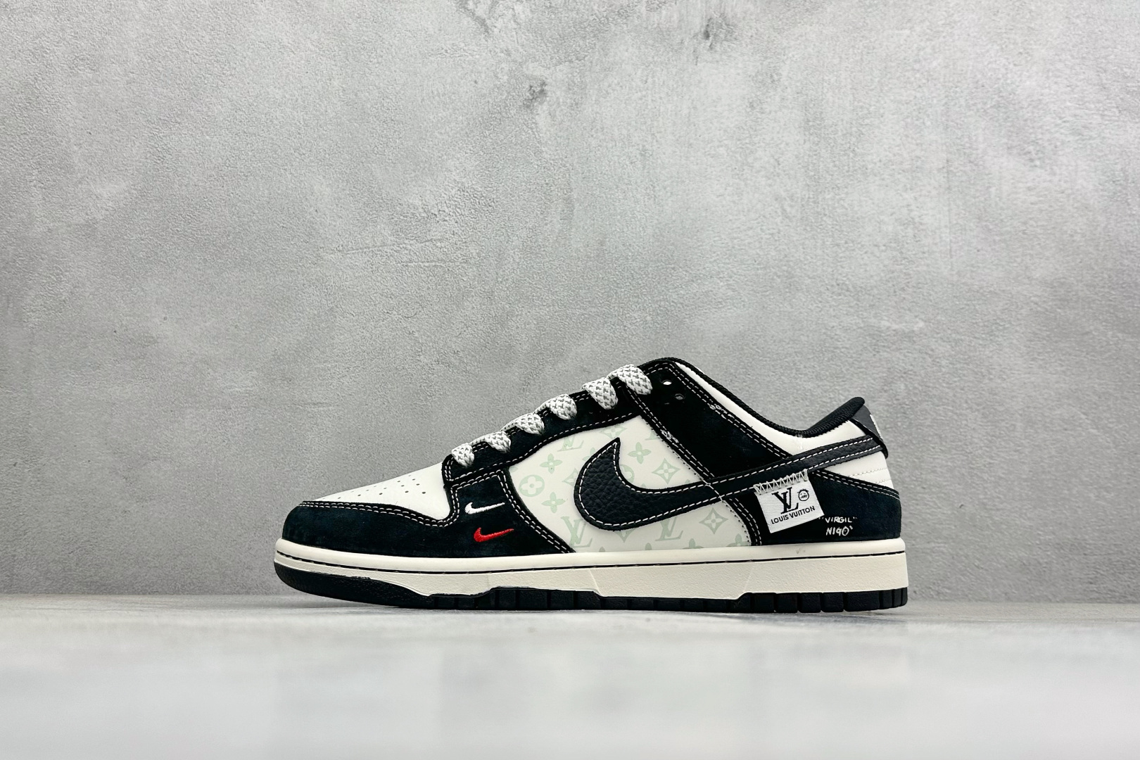 260 Nike Dunk Low Retro LV联名 周年高端定制 低帮休闲板鞋 YX5066-392-Chinese UA Cheap High Quatity Brand Clothes Bags handbags Sneakers wholesale wholesaler seller from China Factory suppliers Fashion Clothing Shoes best Quality Beautiful Price 260 Nike Dunk Low Retro LV联名 周年高端定制 低帮休闲板鞋 YX5066-392