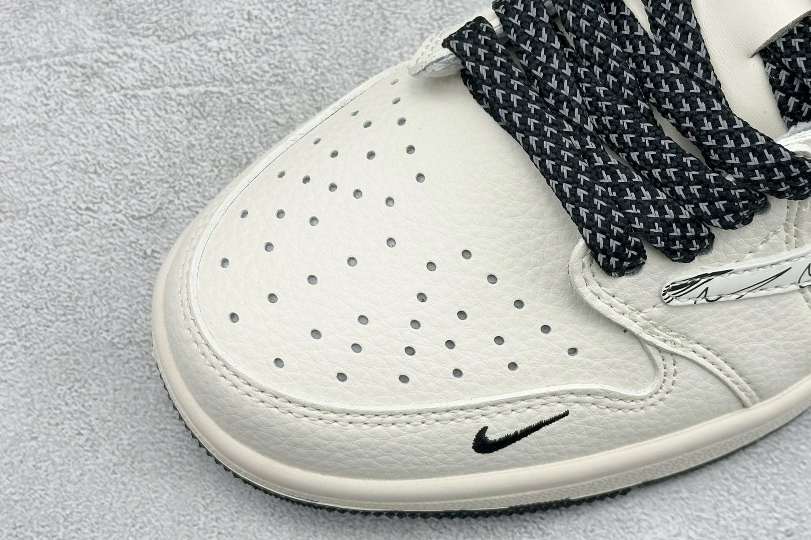 Air Jordan 1 Low AJ1 乔1 NIKE联名 高端定制 倒钩低帮复古篮球鞋 HH7518-091-Top High Quatity Cheap Sneakers Fashion Clothing Clothes Bags handbags Shoes of all Brand wholesale With The best Quality And Beautiful Price from China Factory Chinese suppliers wholesaler seller Air Jordan 1 Low AJ1 乔1 NIKE联名 高端定制 倒钩低帮复古篮球鞋 HH7518-091