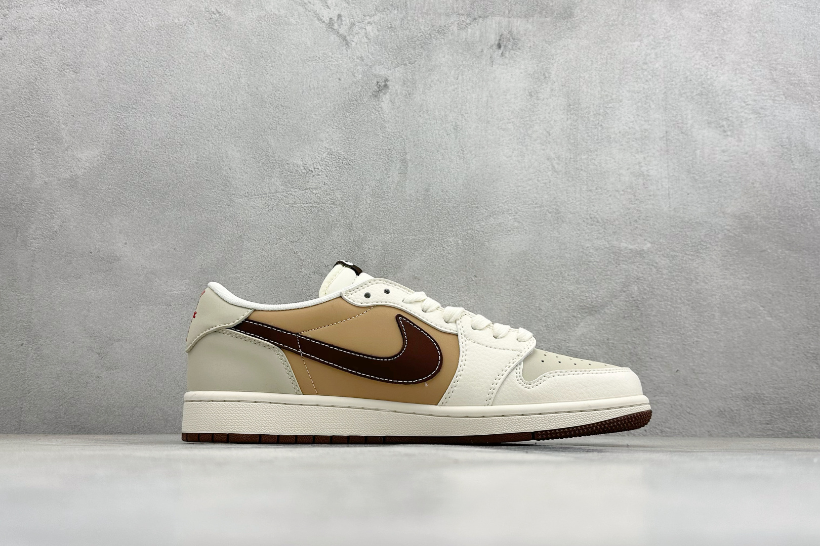 260 Air Jordan 1 Low AJ1 乔1 马年限定 高端定制 倒钩低帮复古篮球鞋 JY6988-146-Chinese UA Cheap High Quatity Brand Clothes Bags handbags Sneakers wholesale wholesaler seller from China Factory suppliers Fashion Clothing Shoes best Quality Beautiful Price 260 Air Jordan 1 Low AJ1 乔1 马年限定 高端定制 倒钩低帮复古篮球鞋 JY6988-146