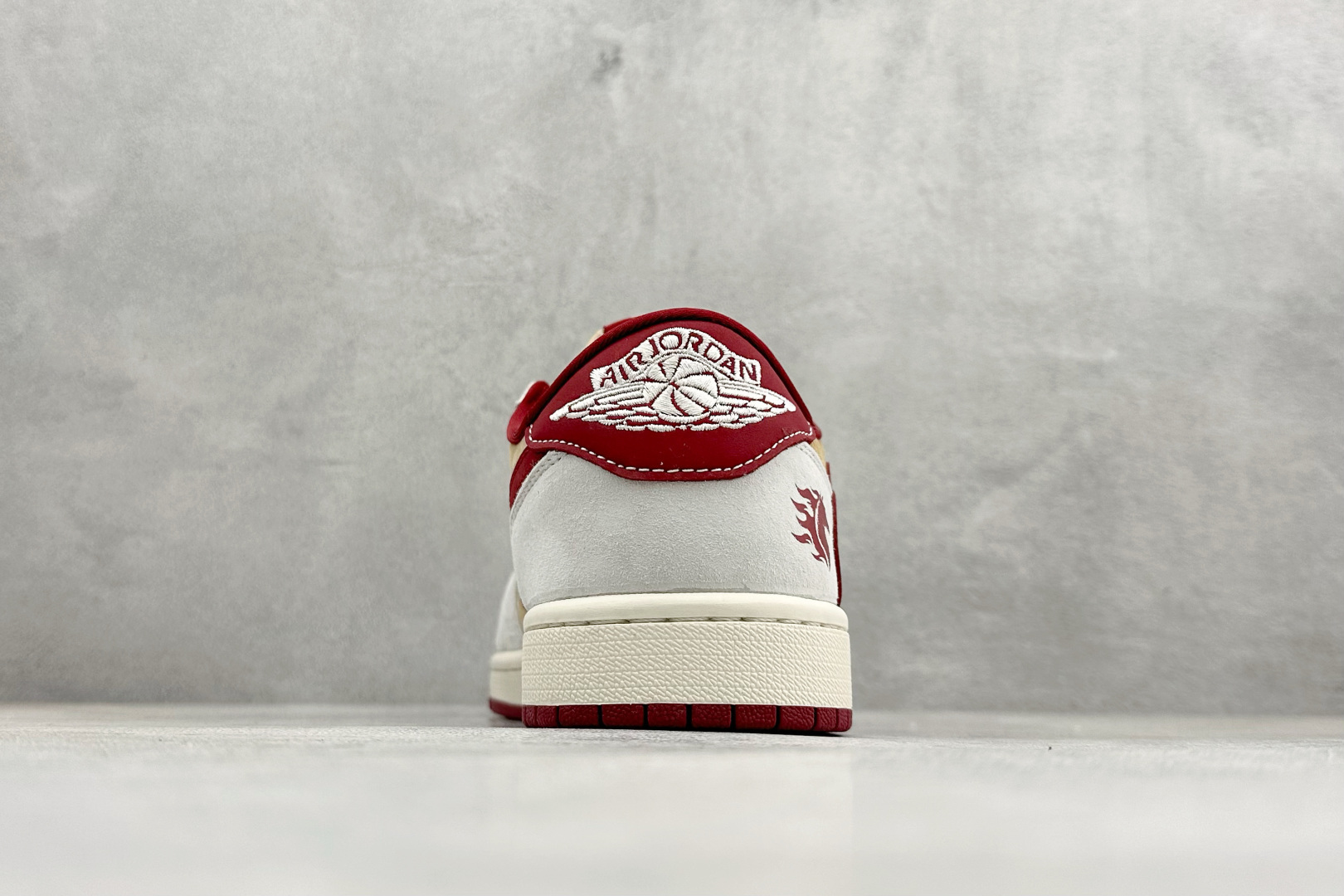 Air Jordan 1 Low AJ1 乔1 马年限定 高端定制 倒钩低帮复古篮球鞋 LX1988-807-Top High Quatity Cheap Sneakers Fashion Clothing Clothes Bags handbags Shoes of all Brand wholesale With The best Quality And Beautiful Price from China Factory Chinese suppliers wholesaler seller Air Jordan 1 Low AJ1 乔1 马年限定 高端定制 倒钩低帮复古篮球鞋 LX1988-807