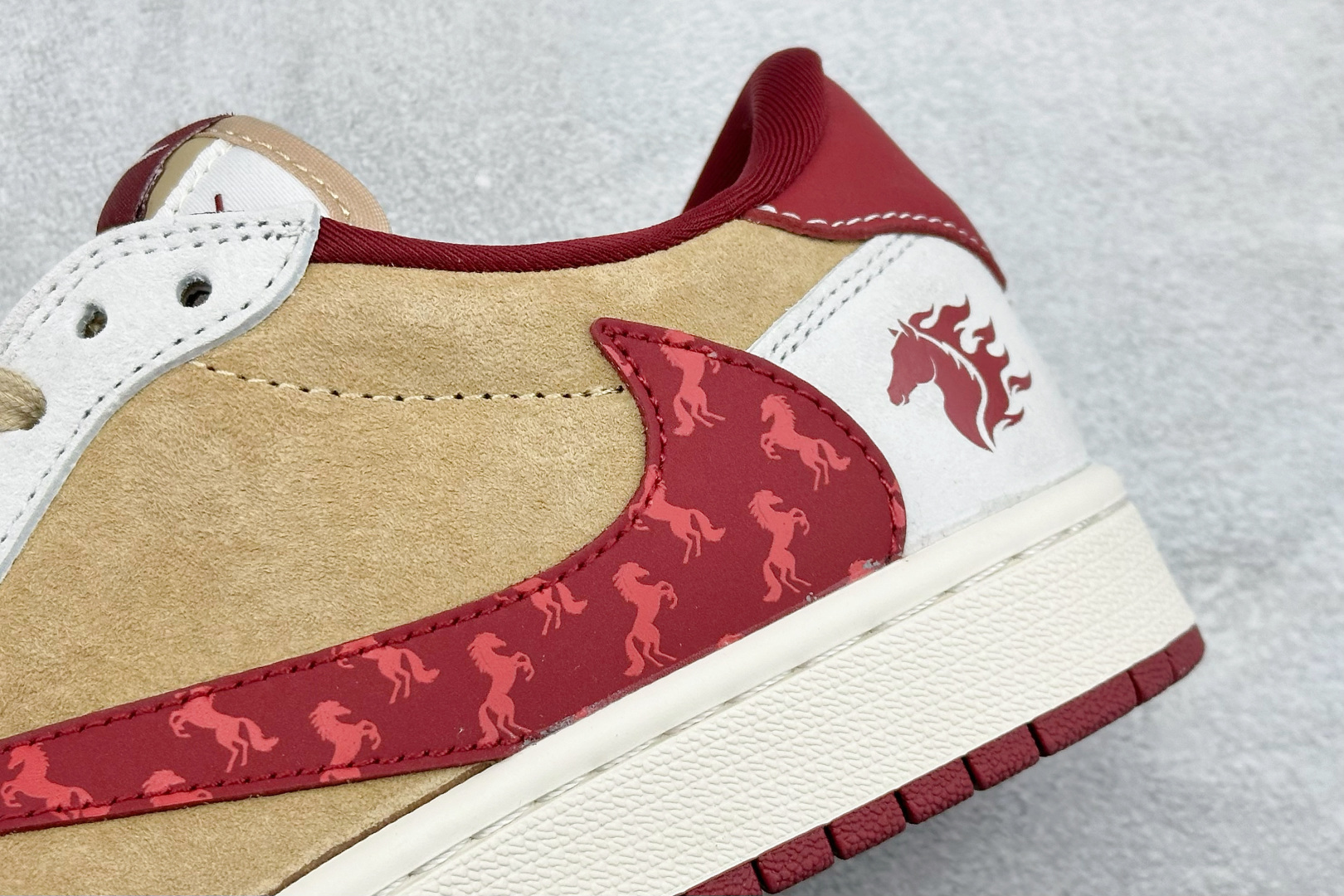 Air Jordan 1 Low AJ1 乔1 马年限定 高端定制 倒钩低帮复古篮球鞋 LX1988-807-Top High Quatity Cheap Sneakers Fashion Clothing Clothes Bags handbags Shoes of all Brand wholesale With The best Quality And Beautiful Price from China Factory Chinese suppliers wholesaler seller Air Jordan 1 Low AJ1 乔1 马年限定 高端定制 倒钩低帮复古篮球鞋 LX1988-807