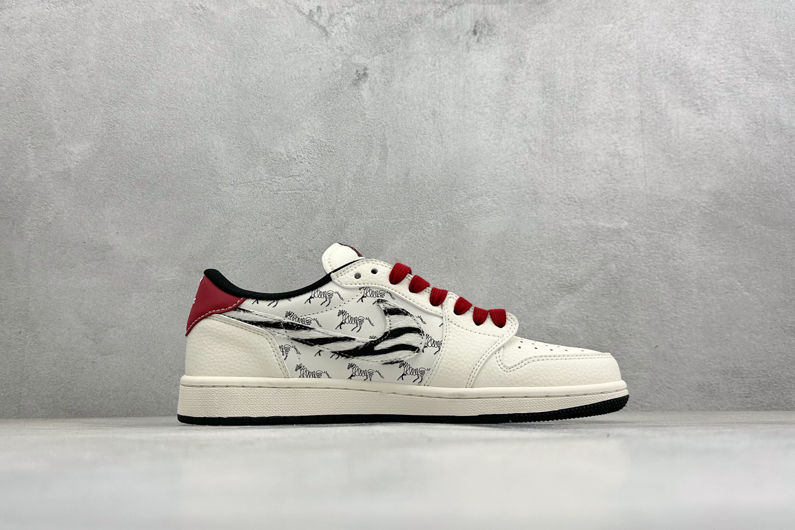 Air Jordan 1 Low AJ1 乔1 马年限定 高端定制 倒钩低帮复古篮球鞋 XT6998-113-Top High Quatity Cheap Sneakers Fashion Clothing Clothes Bags handbags Shoes of all Brand wholesale With The best Quality And Beautiful Price from China Factory Chinese suppliers wholesaler seller Air Jordan 1 Low AJ1 乔1 马年限定 高端定制 倒钩低帮复古篮球鞋 XT6998-113