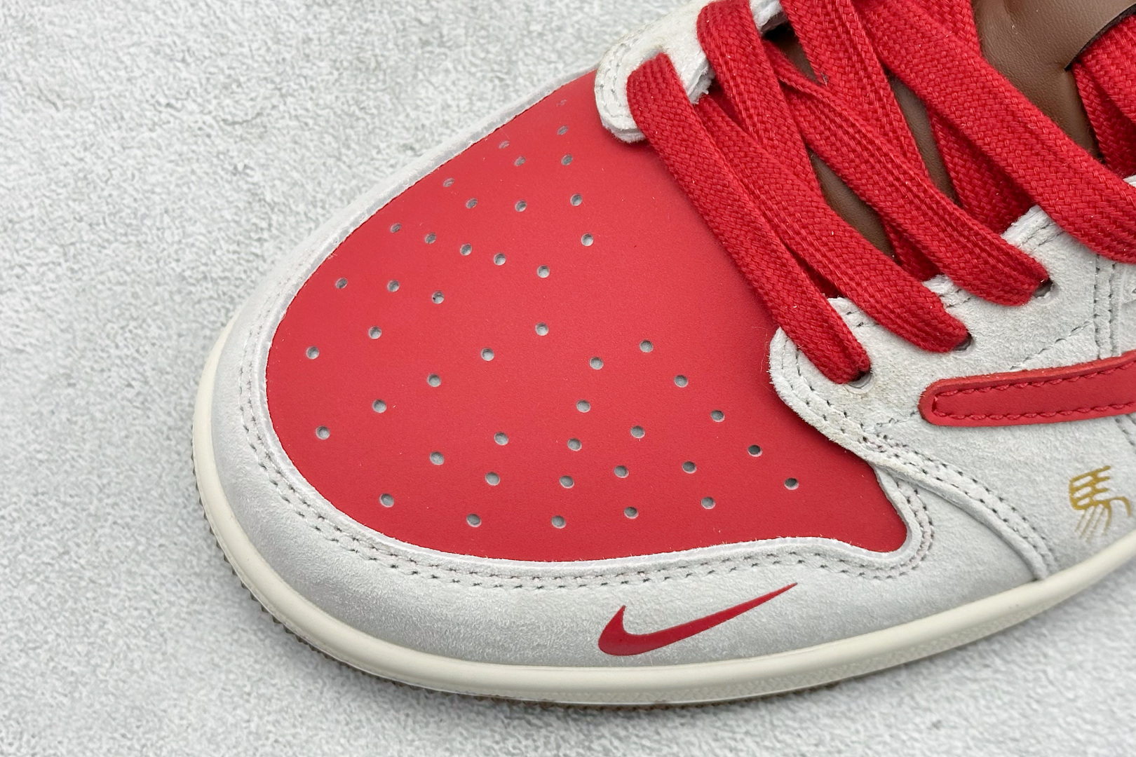 260 Air Jordan 1 Low AJ1 乔1 马年限定 高端定制 倒钩低帮复古篮球鞋 FC1688-248