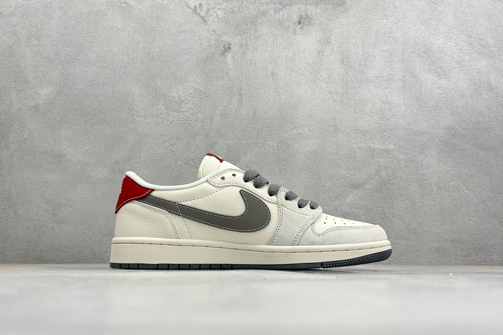 Air Jordan 1 Low AJ1 乔1 马年限定 高端定制 倒钩低帮复古篮球鞋 JJ2508-101-Top High Quatity Cheap Sneakers Fashion Clothing Clothes Bags handbags Shoes of all Brand wholesale With The best Quality And Beautiful Price from China Factory Chinese suppliers wholesaler seller Air Jordan 1 Low AJ1 乔1 马年限定 高端定制 倒钩低帮复古篮球鞋 JJ2508-101