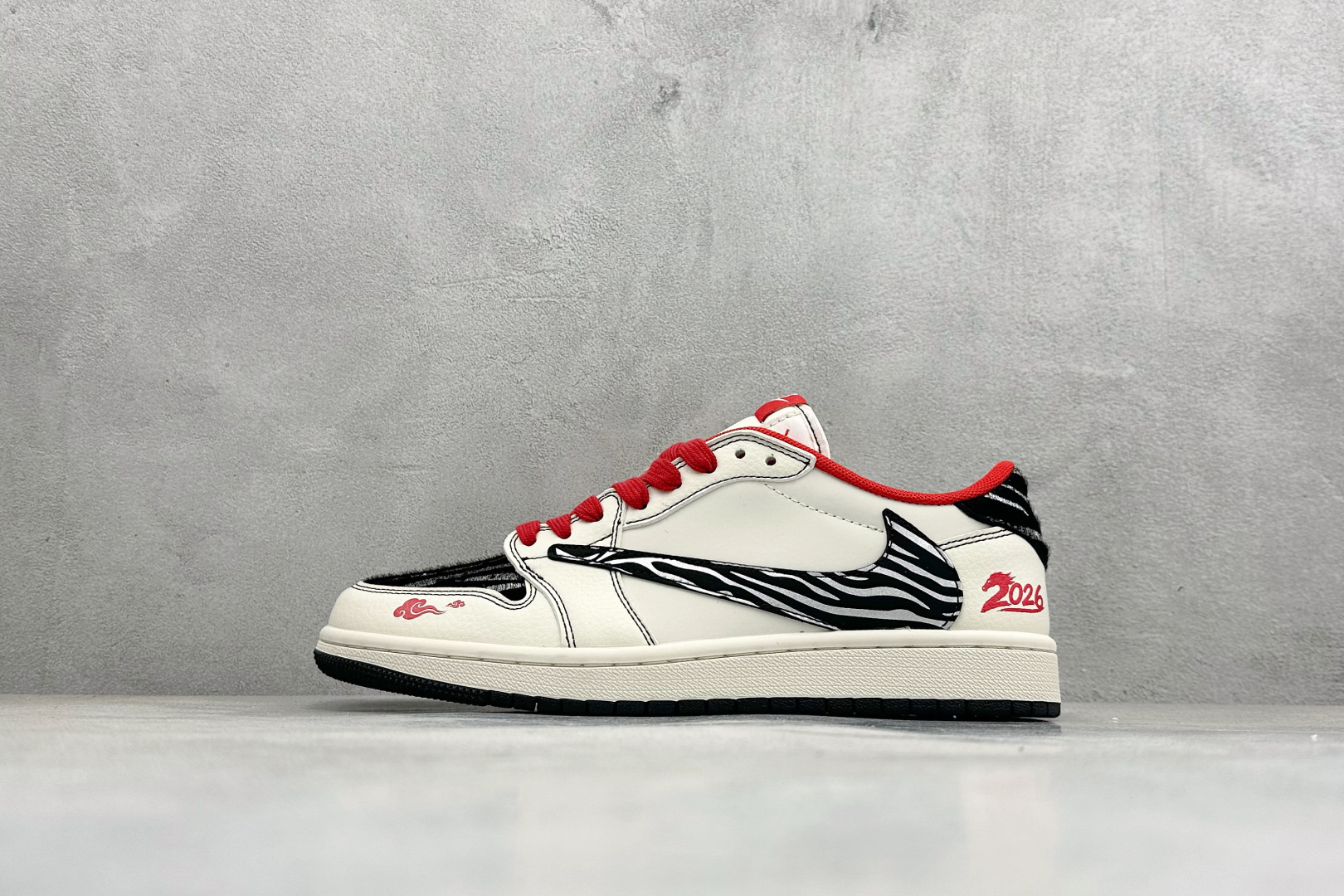260 Air Jordan 1 Low AJ1 乔1 马年限定 高端定制 倒钩低帮复古篮球鞋 JJ2508-103-Chinese UA Cheap High Quatity Brand Clothes Bags handbags Sneakers wholesale wholesaler seller from China Factory suppliers Fashion Clothing Shoes best Quality Beautiful Price 260 Air Jordan 1 Low AJ1 乔1 马年限定 高端定制 倒钩低帮复古篮球鞋 JJ2508-103