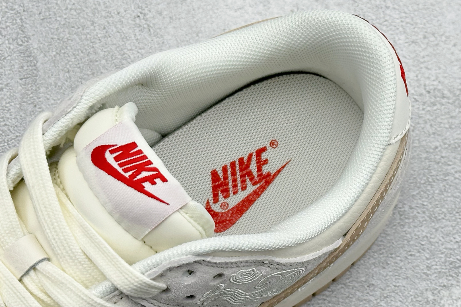 Nike SB Dunk Low RETRO 马年限定 高端定制 低帮休闲板鞋 MY9969-903-Top High Quatity Cheap Sneakers Fashion Clothing Clothes Bags handbags Shoes of all Brand wholesale With The best Quality And Beautiful Price from China Factory Chinese suppliers wholesaler seller Nike SB Dunk Low RETRO 马年限定 高端定制 低帮休闲板鞋 MY9969-903