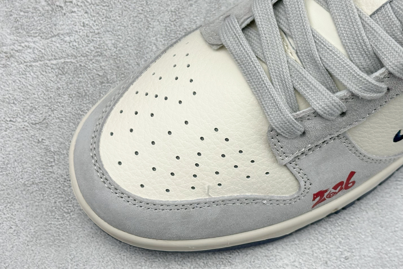 Nike SB Dunk Low RETRO 2026马年限定 高端定制 低帮休闲板鞋 MY9969-901 Nike SB Dunk Low RETRO 2026马年限定 高端定制 低帮休闲板鞋 MY9969-901