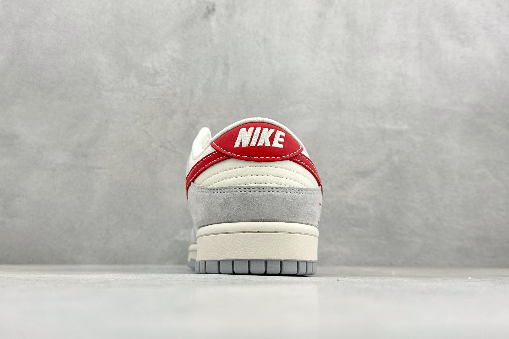 Nike SB Dunk Low RETRO 2026马年限定 高端定制 低帮休闲板鞋 FC1688-242-Top High Quatity Cheap Sneakers Fashion Clothing Clothes Bags handbags Shoes of all Brand wholesale With The best Quality And Beautiful Price from China Factory Chinese suppliers wholesaler seller Nike SB Dunk Low RETRO 2026马年限定 高端定制 低帮休闲板鞋 FC1688-242