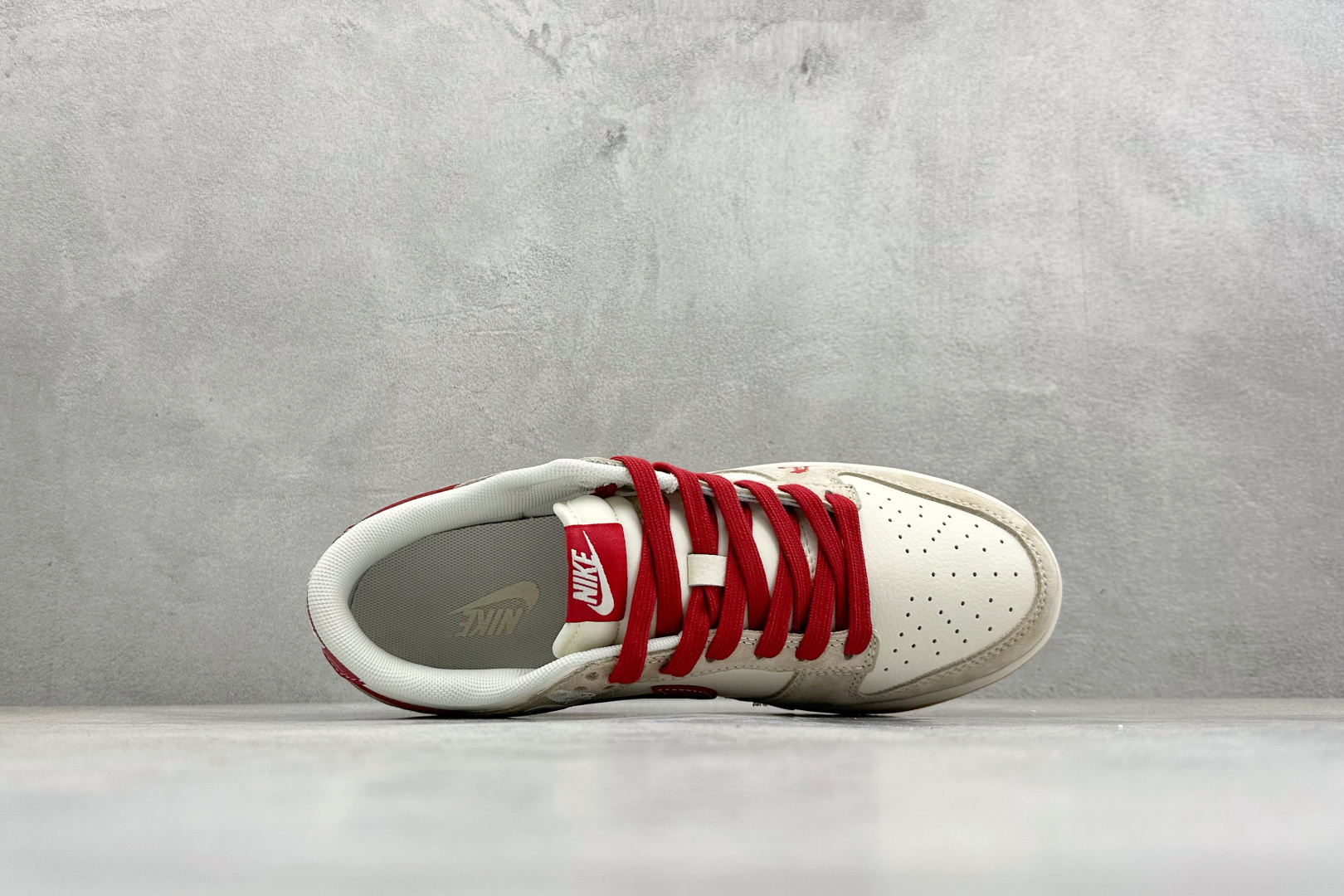 260 Nike SB Dunk Low RETRO 马年限定 高端定制 低帮休闲板鞋 DX2688-016-Chinese UA Cheap High Quatity Brand Clothes Bags handbags Sneakers wholesale wholesaler seller from China Factory suppliers Fashion Clothing Shoes best Quality Beautiful Price 260 Nike SB Dunk Low RETRO 马年限定 高端定制 低帮休闲板鞋 DX2688-016
