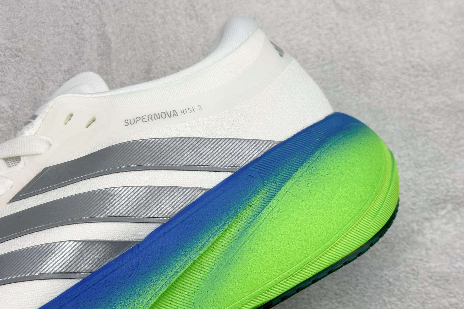 TY版Adidas Supernova Rise 3 阿迪达斯 减震回弹 运动透气休闲跑步鞋 JP8680-Top High Quatity Cheap Sneakers Fashion Clothing Clothes Bags handbags Shoes of all Brand wholesale With The best Quality And Beautiful Price from China Factory Chinese suppliers wholesaler seller TY版Adidas Supernova Rise 3 阿迪达斯 减震回弹 运动透气休闲跑步鞋 JP8680
