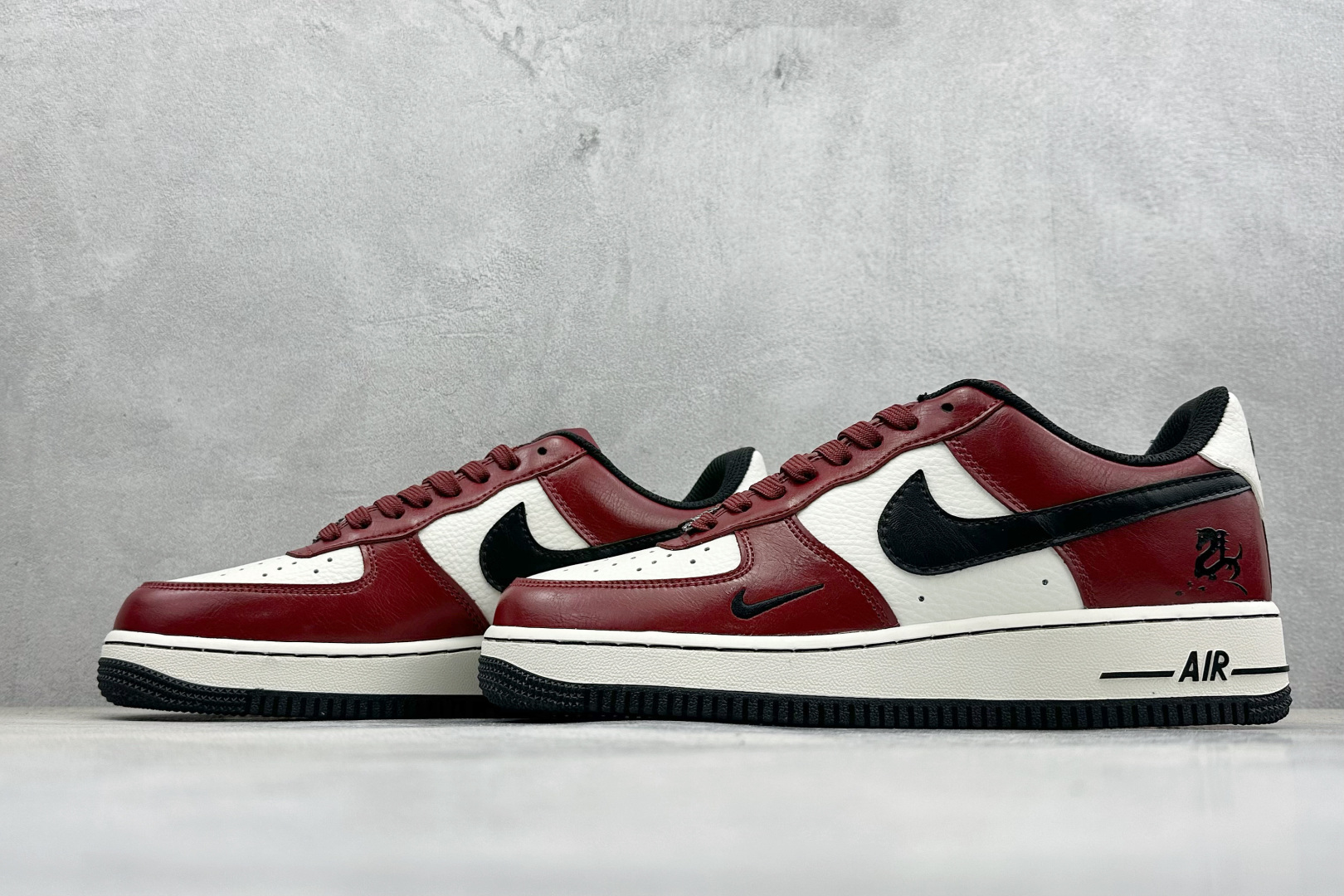 SC版Nike Air Force 1'07 Low 马年限定 栆红奶白 空军一号低帮休闲板鞋 HF3148-102-Top High Quatity Cheap Sneakers Fashion Clothing Clothes Bags handbags Shoes of all Brand wholesale With The best Quality And Beautiful Price from China Factory Chinese suppliers wholesaler seller SC版Nike Air Force 1'07 Low 马年限定 栆红奶白 空军一号低帮休闲板鞋 HF3148-102