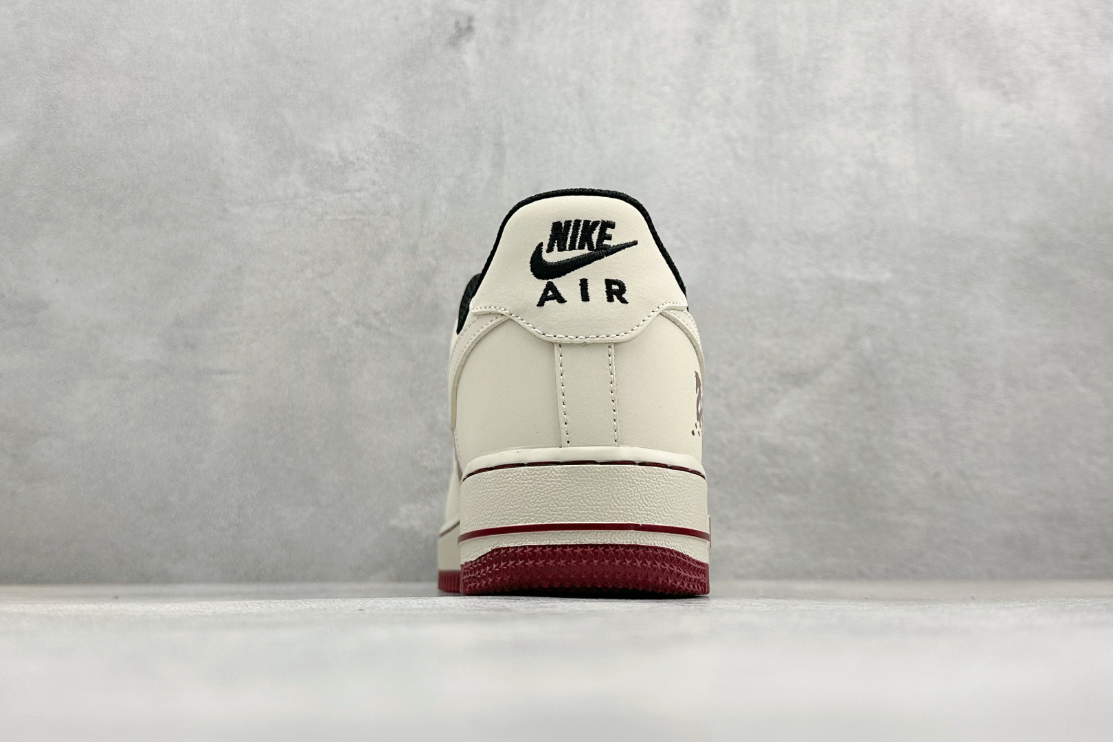SC版Nike Air Force 1'07 Low 马年限定 米脂胭红 空军一号低帮休闲板鞋 NH0601-514 SC版Nike Air Force 1'07 Low 马年限定 米脂胭红 空军一号低帮休闲板鞋 NH0601-514