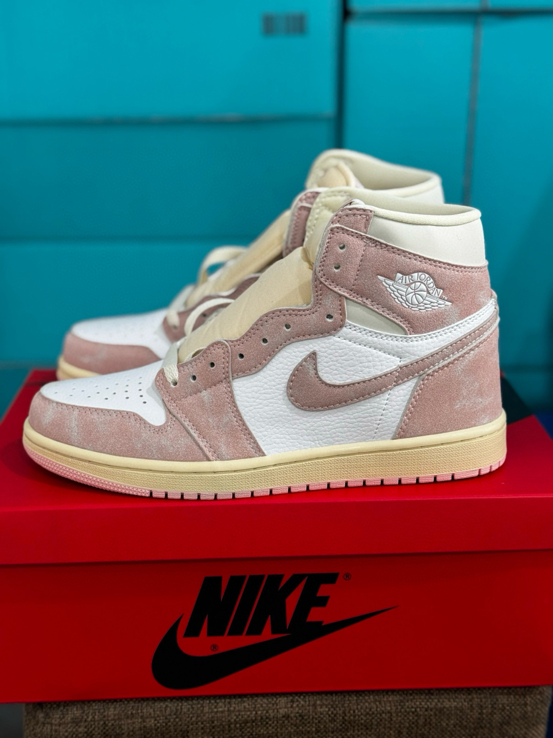 _dob9sUYJGrkcek9En0k24CHBX-yhH7G0QPGWMiA