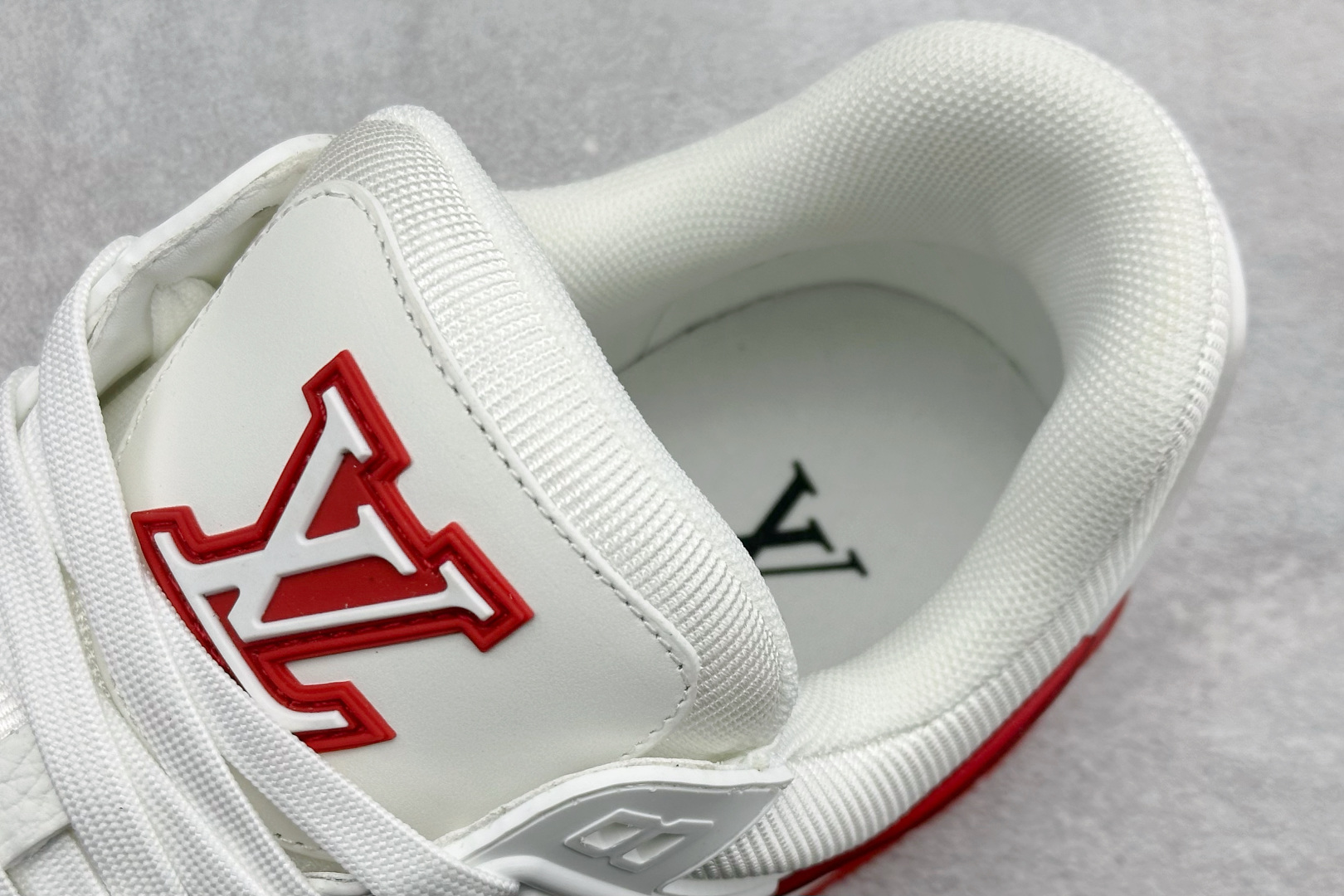470 YSLouisVuitton路易威登LVTrainer系列高奢运动鞋-Chinese UA Cheap High Quatity Brand Clothes Bags handbags Sneakers wholesale wholesaler seller from China Factory suppliers Fashion Clothing Shoes best Quality Beautiful Price 470 YSLouisVuitton路易威登LVTrainer系列高奢运动鞋