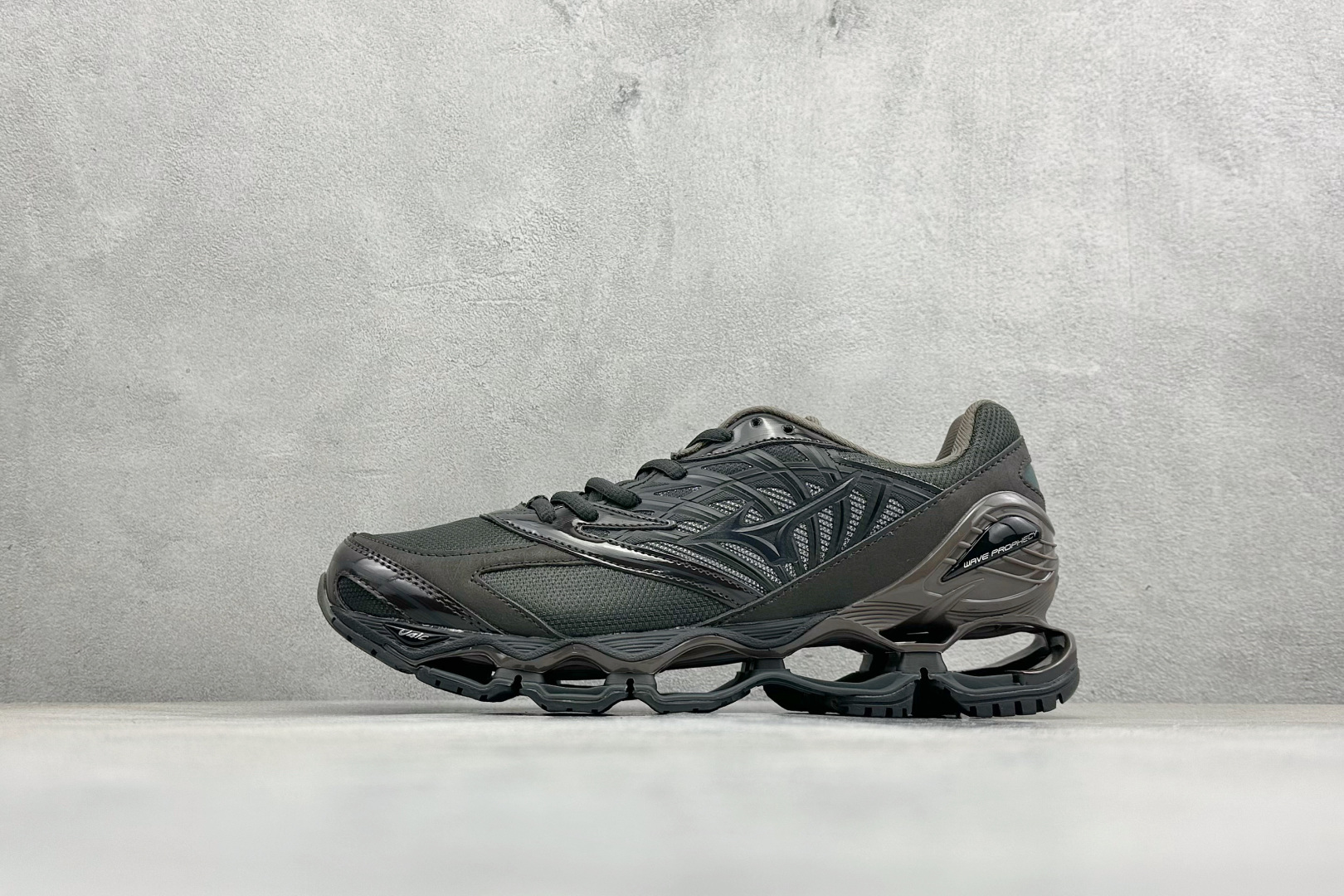260 Mizuno 美津侬 WAVE PROPHECY LS 复古时尚休闲舒适运动跑步鞋 D1GD24-Chinese UA Cheap High Quatity Brand Clothes Bags handbags Sneakers wholesale wholesaler seller from China Factory suppliers Fashion Clothing Shoes best Quality Beautiful Price 260 Mizuno 美津侬 WAVE PROPHECY LS 复古时尚休闲舒适运动跑步鞋 D1GD24