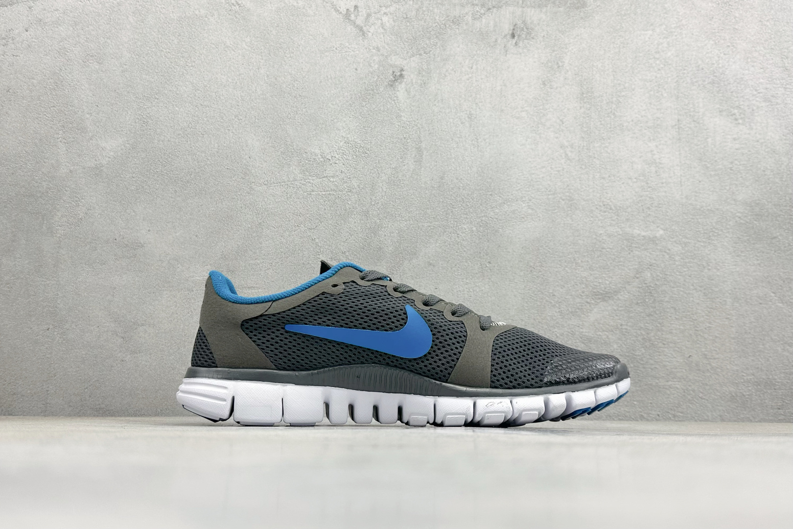 130 NIKE FREE 3.0 V2 耐克赤足轻便跑鞋 816568-006-Chinese UA Cheap High Quatity Brand Clothes Bags handbags Sneakers wholesale wholesaler seller from China Factory suppliers Fashion Clothing Shoes best Quality Beautiful Price 130 NIKE FREE 3.0 V2 耐克赤足轻便跑鞋 816568-006