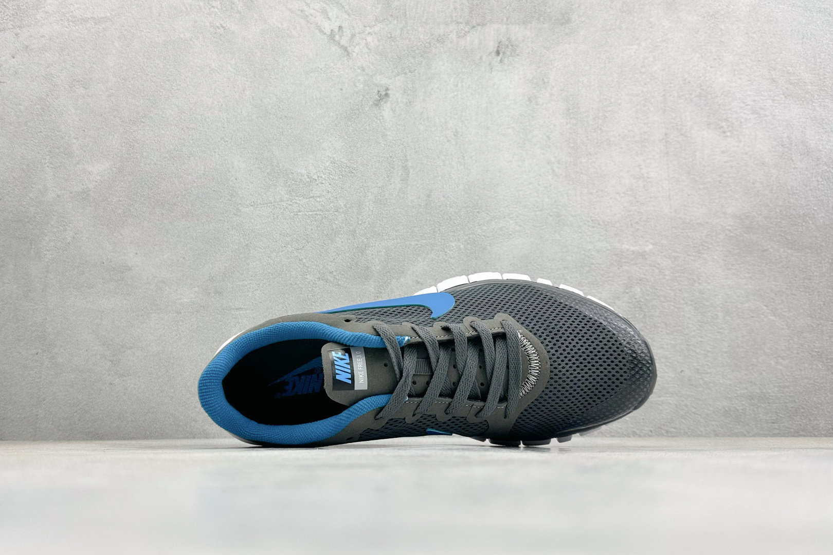130 NIKE FREE 3.0 V2 耐克赤足轻便跑鞋 816568-006-Chinese UA Cheap High Quatity Brand Clothes Bags handbags Sneakers wholesale wholesaler seller from China Factory suppliers Fashion Clothing Shoes best Quality Beautiful Price 130 NIKE FREE 3.0 V2 耐克赤足轻便跑鞋 816568-006
