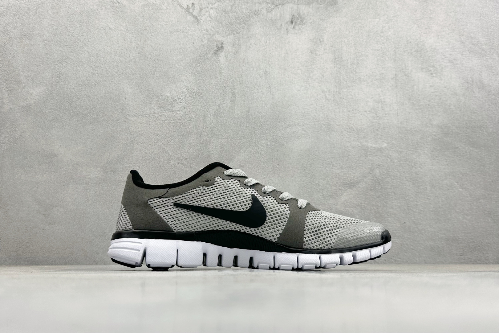 NIKE FREE 3.0 V2 耐克赤足轻便跑鞋 816568-005-Top High Quatity Cheap Sneakers Fashion Clothing Clothes Bags handbags Shoes of all Brand wholesale With The best Quality And Beautiful Price from China Factory Chinese suppliers wholesaler seller NIKE FREE 3.0 V2 耐克赤足轻便跑鞋 816568-005