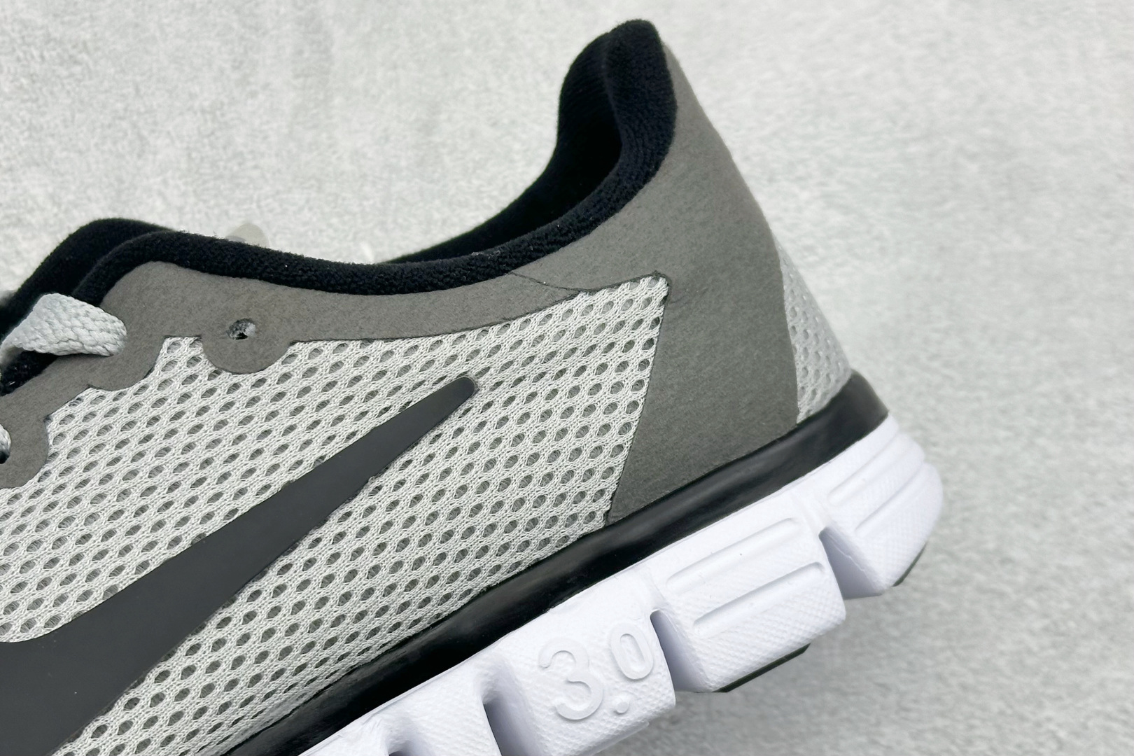 NIKE FREE 3.0 V2 耐克赤足轻便跑鞋 816568-005-Top High Quatity Cheap Sneakers Fashion Clothing Clothes Bags handbags Shoes of all Brand wholesale With The best Quality And Beautiful Price from China Factory Chinese suppliers wholesaler seller NIKE FREE 3.0 V2 耐克赤足轻便跑鞋 816568-005