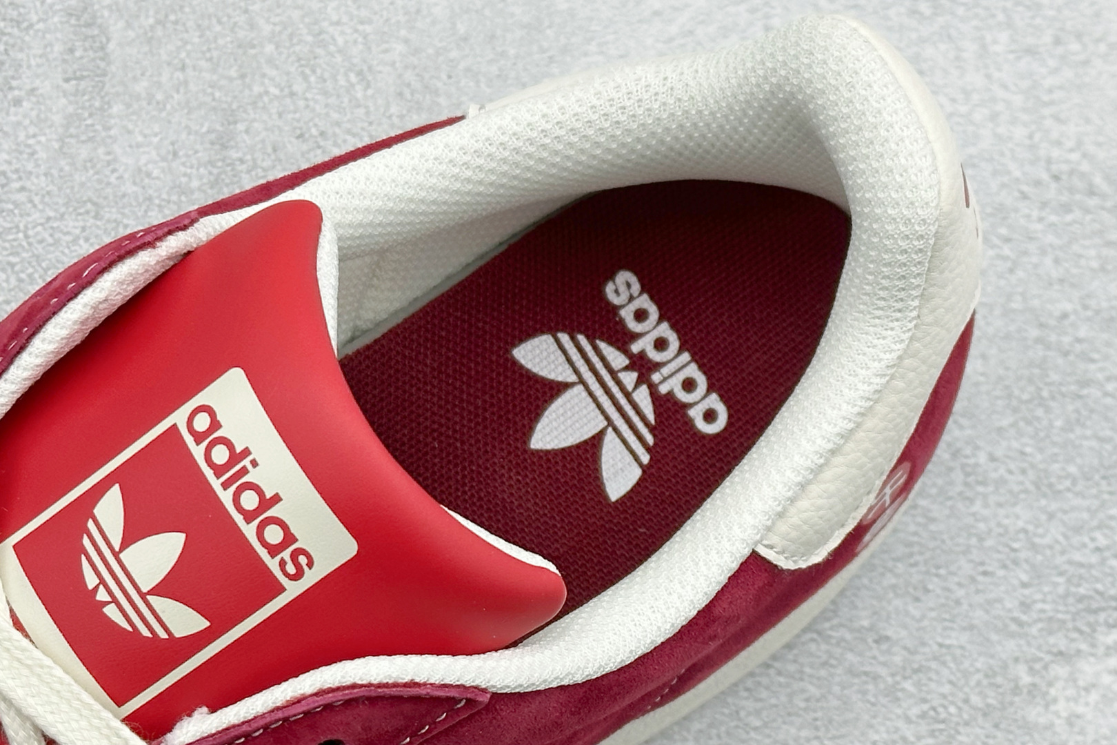 AD Originals Super马年限定 贝壳头板鞋 AY8926-Top High Quatity Cheap Sneakers Fashion Clothing Clothes Bags handbags Shoes of all Brand wholesale With The best Quality And Beautiful Price from China Factory Chinese suppliers wholesaler seller AD Originals Super马年限定 贝壳头板鞋 AY8926