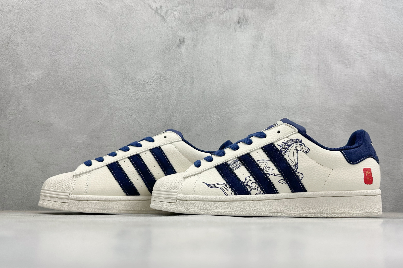 220 AD Originals Super马年限定 贝壳头板鞋 SD6827-Chinese UA Cheap High Quatity Brand Clothes Bags handbags Sneakers wholesale wholesaler seller from China Factory suppliers Fashion Clothing Shoes best Quality Beautiful Price 220 AD Originals Super马年限定 贝壳头板鞋 SD6827