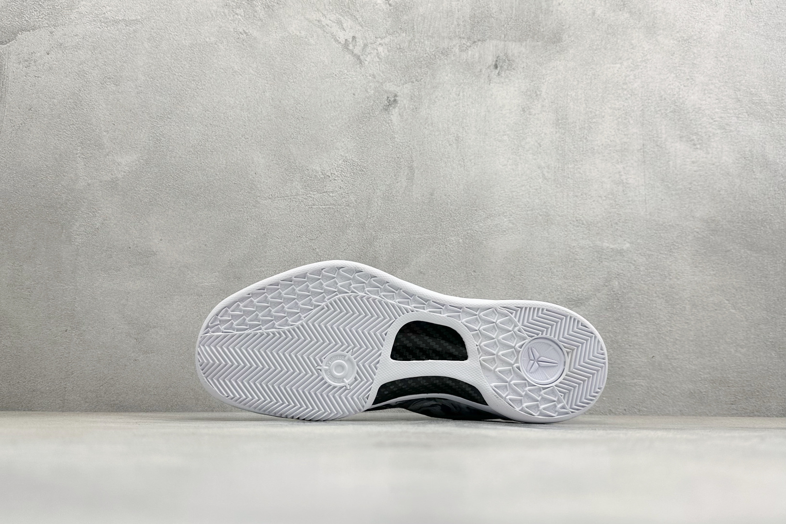 360 Nike Zoom Kobe VI 马年限定 CNY新年款 耐克 科比6代系列 低帮复刻实战运动低帮文化篮球鞋 HF2793-001-Chinese UA Cheap High Quatity Brand Clothes Bags handbags Sneakers wholesale wholesaler seller from China Factory suppliers Fashion Clothing Shoes best Quality Beautiful Price 360 Nike Zoom Kobe VI 马年限定 CNY新年款 耐克 科比6代系列 低帮复刻实战运动低帮文化篮球鞋 HF2793-001