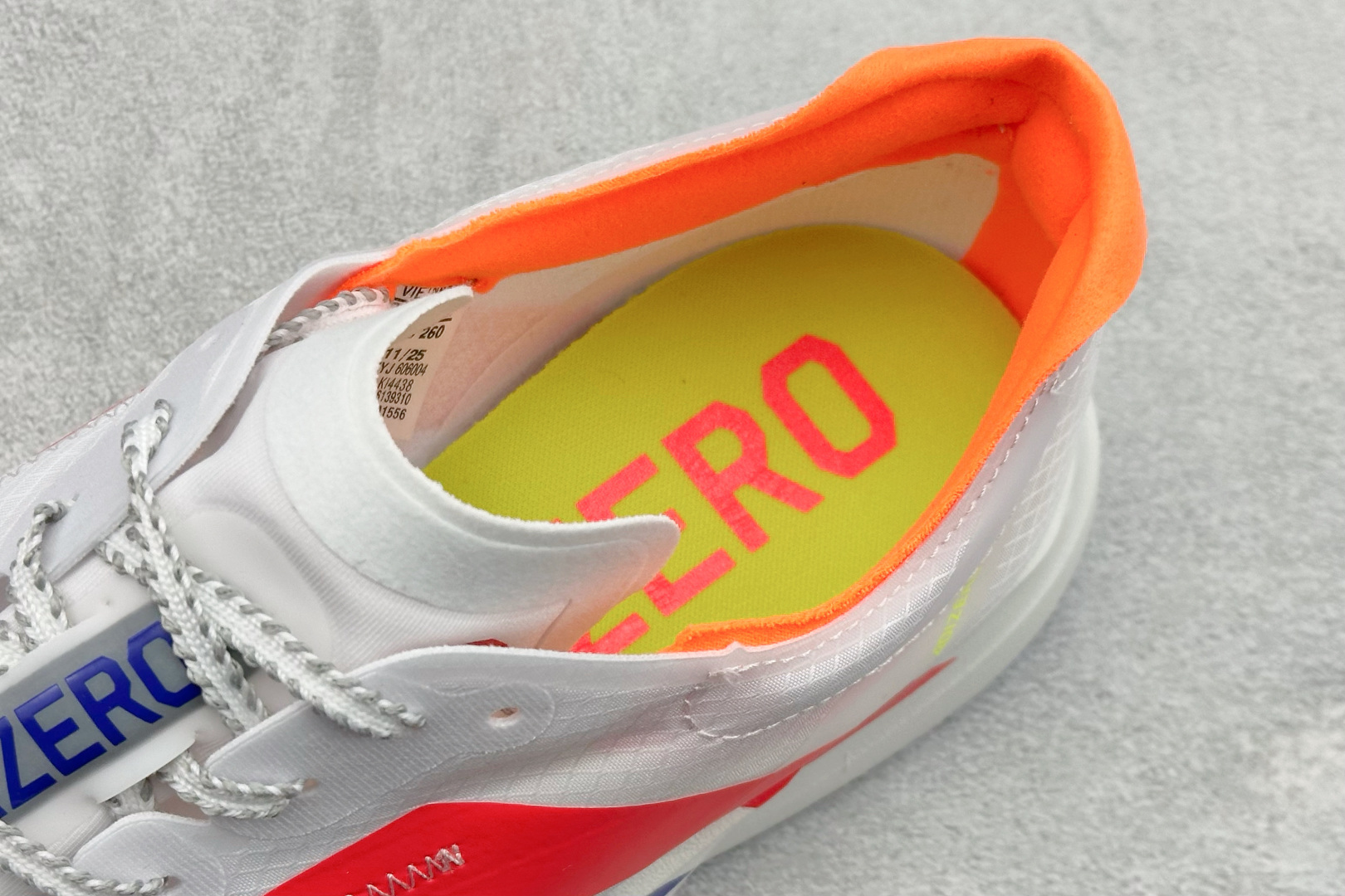 190 Adidas Adizero Adios PRO 4M 阿迪超轻透气缓震跑鞋 KI4438