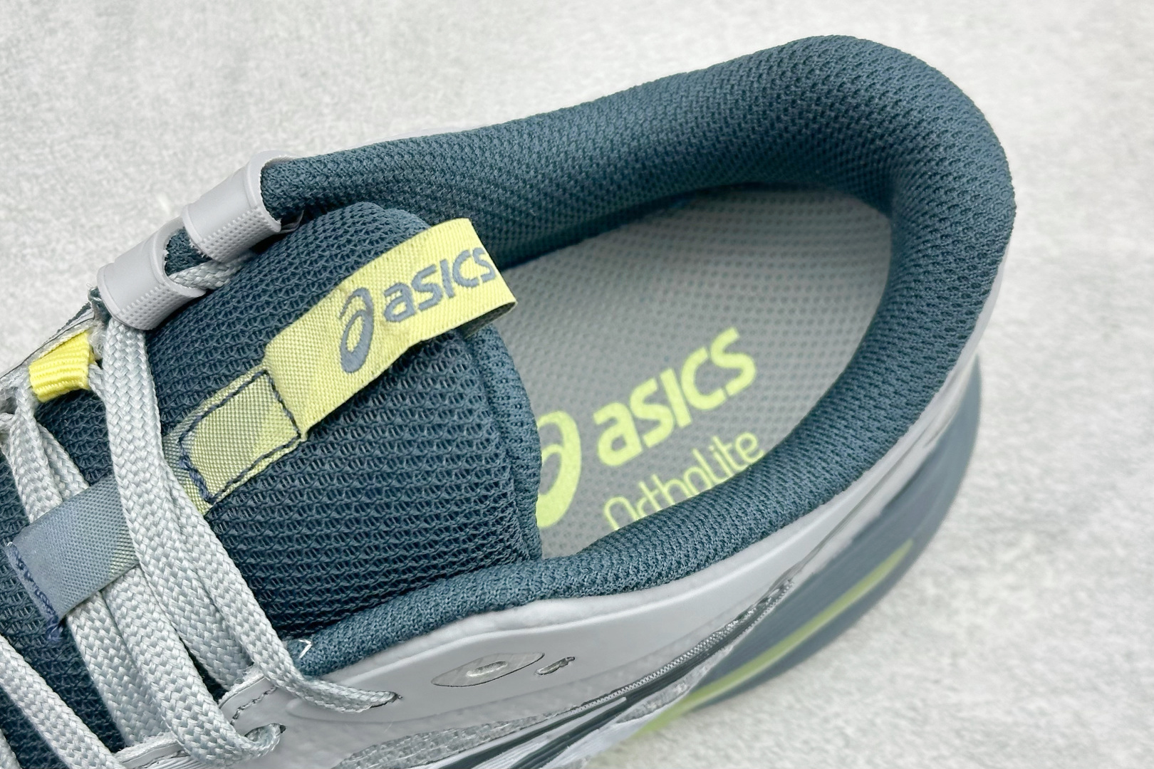 190 Asics Solution Speed FF 4 亚瑟竞速跑步鞋 1041A532-500-Chinese UA Cheap High Quatity Brand Clothes Bags handbags Sneakers wholesale wholesaler seller from China Factory suppliers Fashion Clothing Shoes best Quality Beautiful Price 190 Asics Solution Speed FF 4 亚瑟竞速跑步鞋 1041A532-500