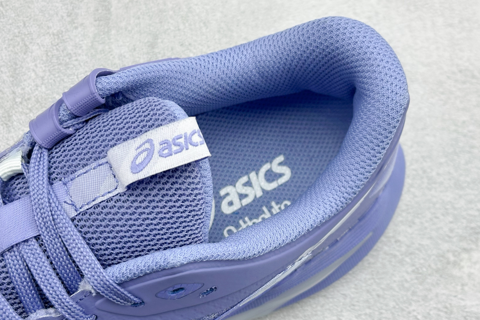 Asics Solution Speed FF 4 亚瑟竞速跑步鞋 鞋款采用亚瑟士高回弹的FFTURBO