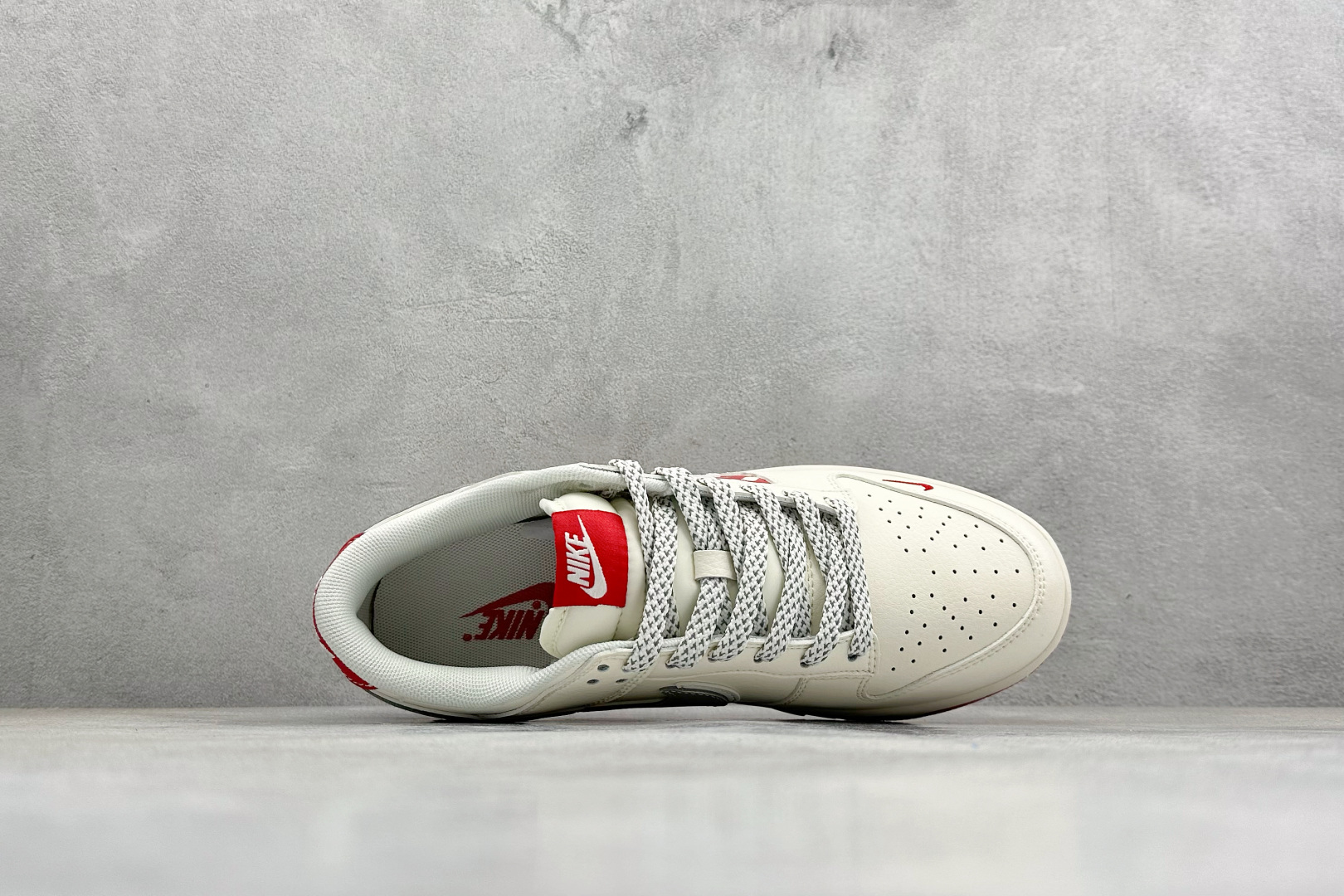 Nike SB Dunk Low RETRO 马年限定 高端定制 低帮休闲板鞋 ZH2598-805-Top High Quatity Cheap Sneakers Fashion Clothing Clothes Bags handbags Shoes of all Brand wholesale With The best Quality And Beautiful Price from China Factory Chinese suppliers wholesaler seller Nike SB Dunk Low RETRO 马年限定 高端定制 低帮休闲板鞋 ZH2598-805