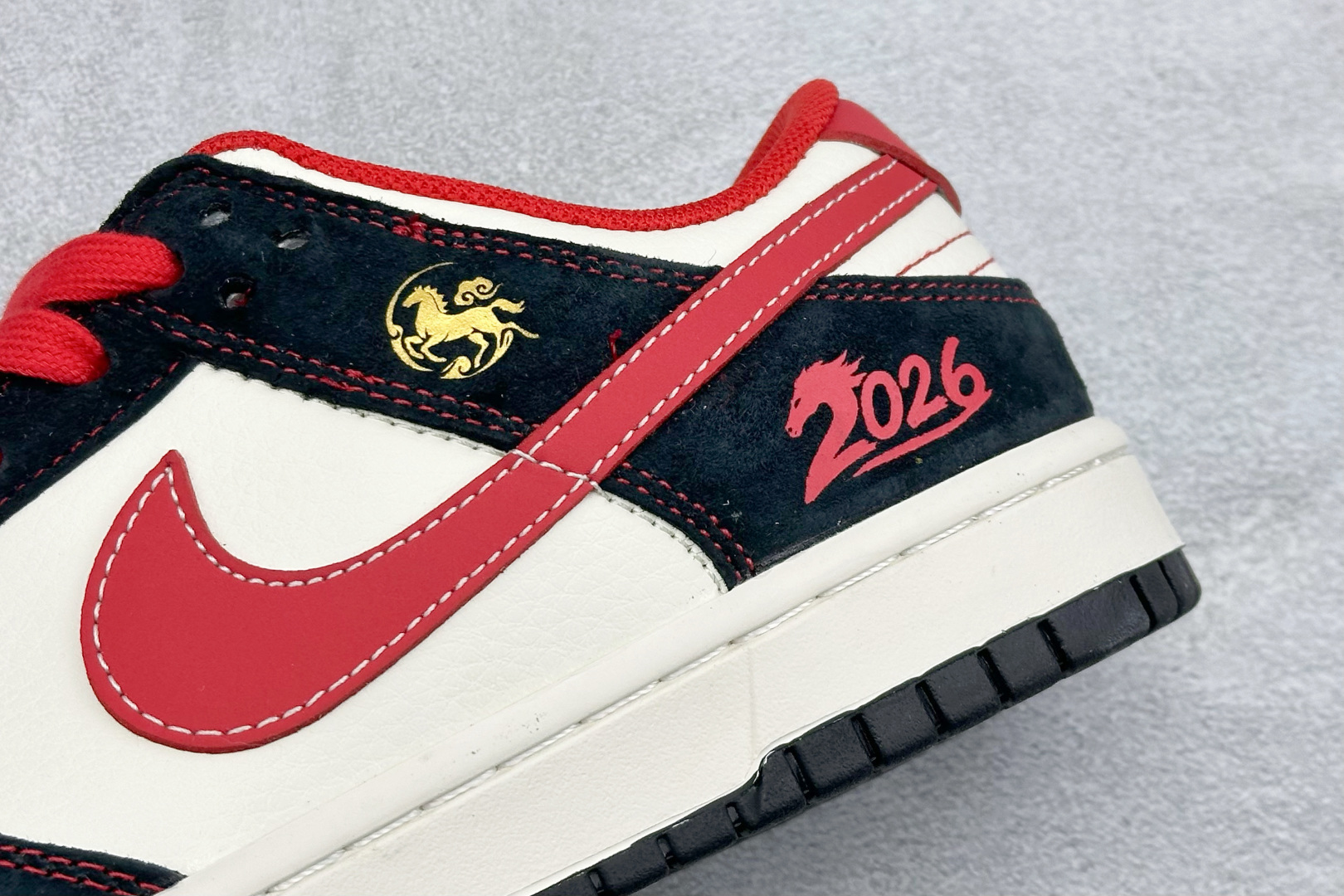 Nike SB Dunk Low RETRO 马年限定 高端定制 低帮休闲板鞋 FC1688-243-Top High Quatity Cheap Sneakers Fashion Clothing Clothes Bags handbags Shoes of all Brand wholesale With The best Quality And Beautiful Price from China Factory Chinese suppliers wholesaler seller Nike SB Dunk Low RETRO 马年限定 高端定制 低帮休闲板鞋 FC1688-243