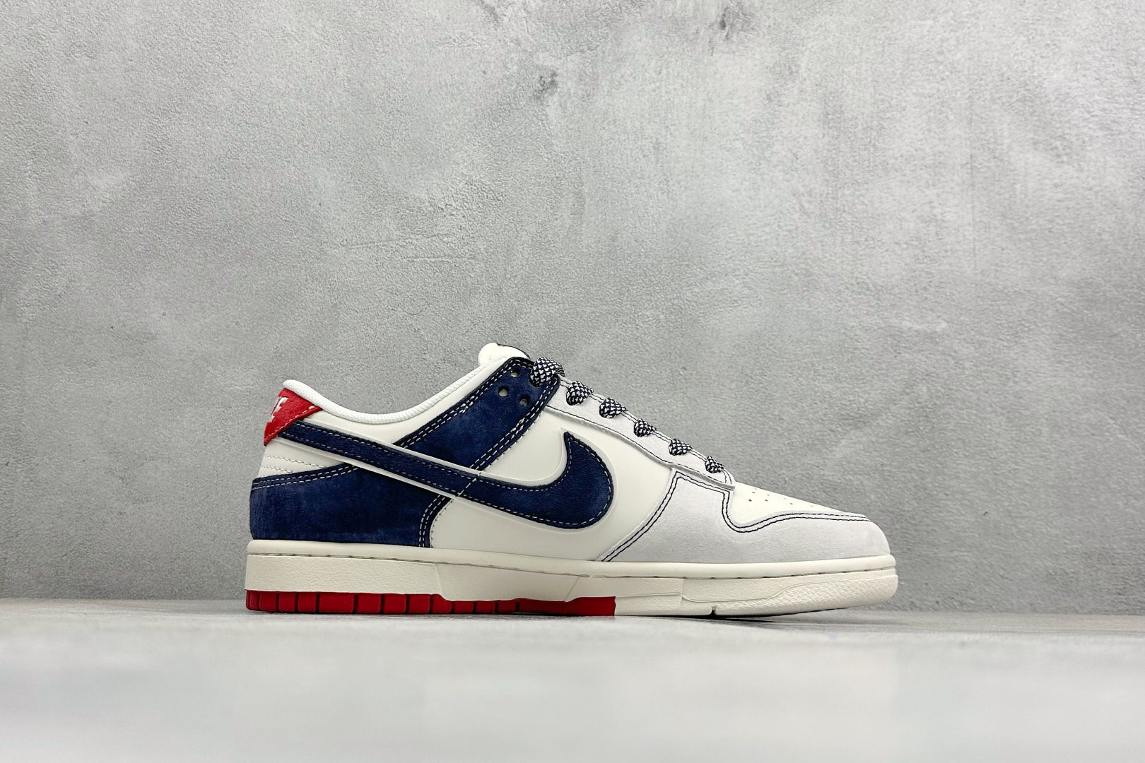 260 Nike SB Dunk Low RETRO 马年限定 高端定制 低帮休闲板鞋 YX5066-405-Chinese UA Cheap High Quatity Brand Clothes Bags handbags Sneakers wholesale wholesaler seller from China Factory suppliers Fashion Clothing Shoes best Quality Beautiful Price 260 Nike SB Dunk Low RETRO 马年限定 高端定制 低帮休闲板鞋 YX5066-405