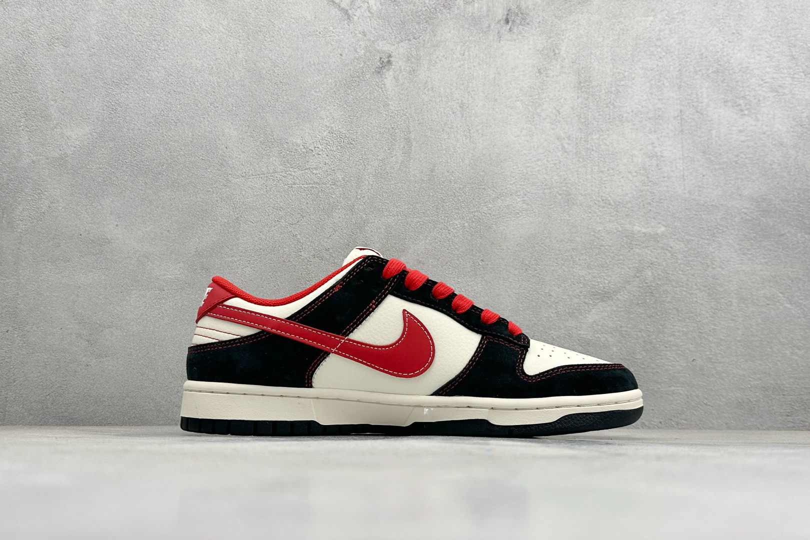 Nike SB Dunk Low RETRO 马年限定 高端定制 低帮休闲板鞋 FC1688-243-Top High Quatity Cheap Sneakers Fashion Clothing Clothes Bags handbags Shoes of all Brand wholesale With The best Quality And Beautiful Price from China Factory Chinese suppliers wholesaler seller Nike SB Dunk Low RETRO 马年限定 高端定制 低帮休闲板鞋 FC1688-243